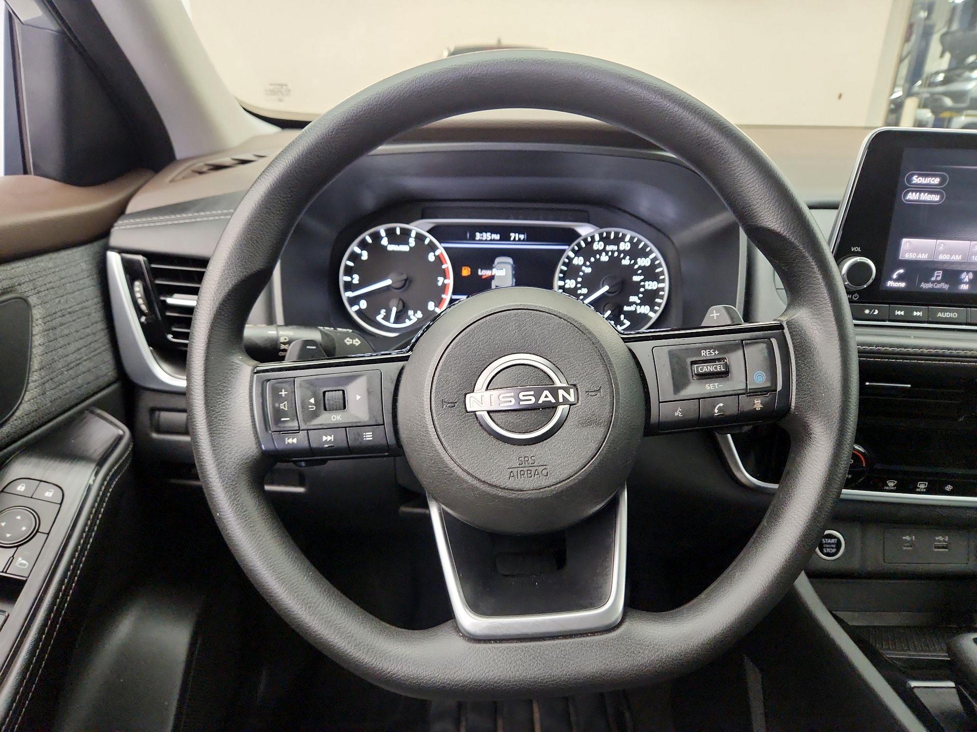 Thumbnail: 2022 Nissan Rogue - 10