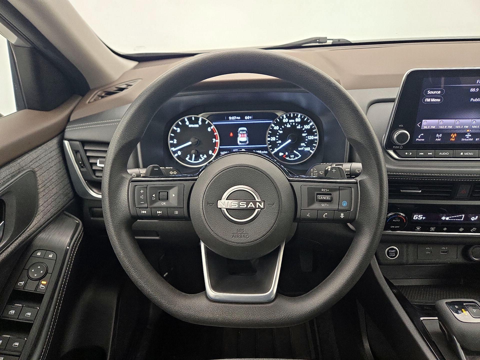 Thumbnail: 2023 Nissan Rogue - 10