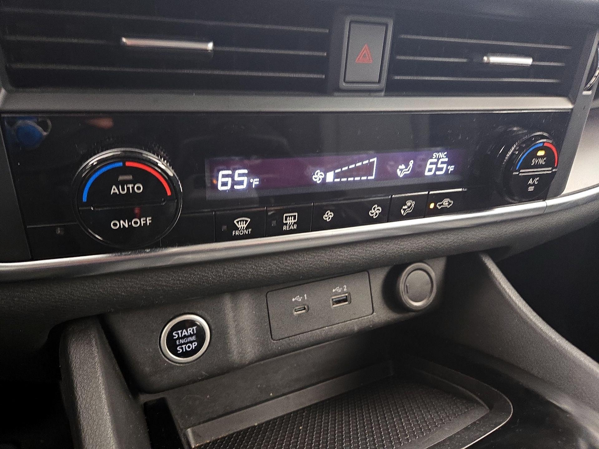 Thumbnail: 2023 Nissan Rogue - 16