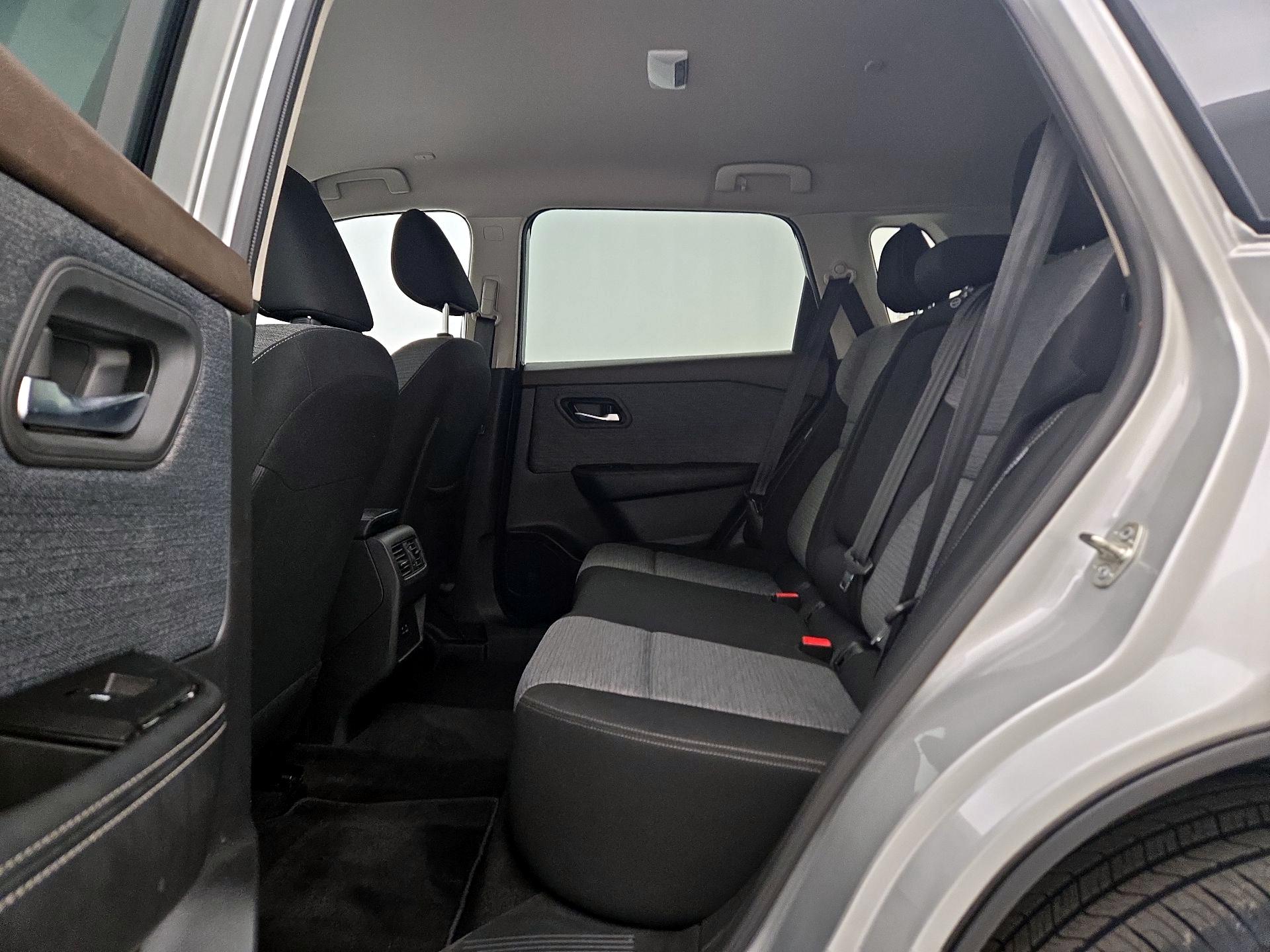 Thumbnail: 2023 Nissan Rogue - 19