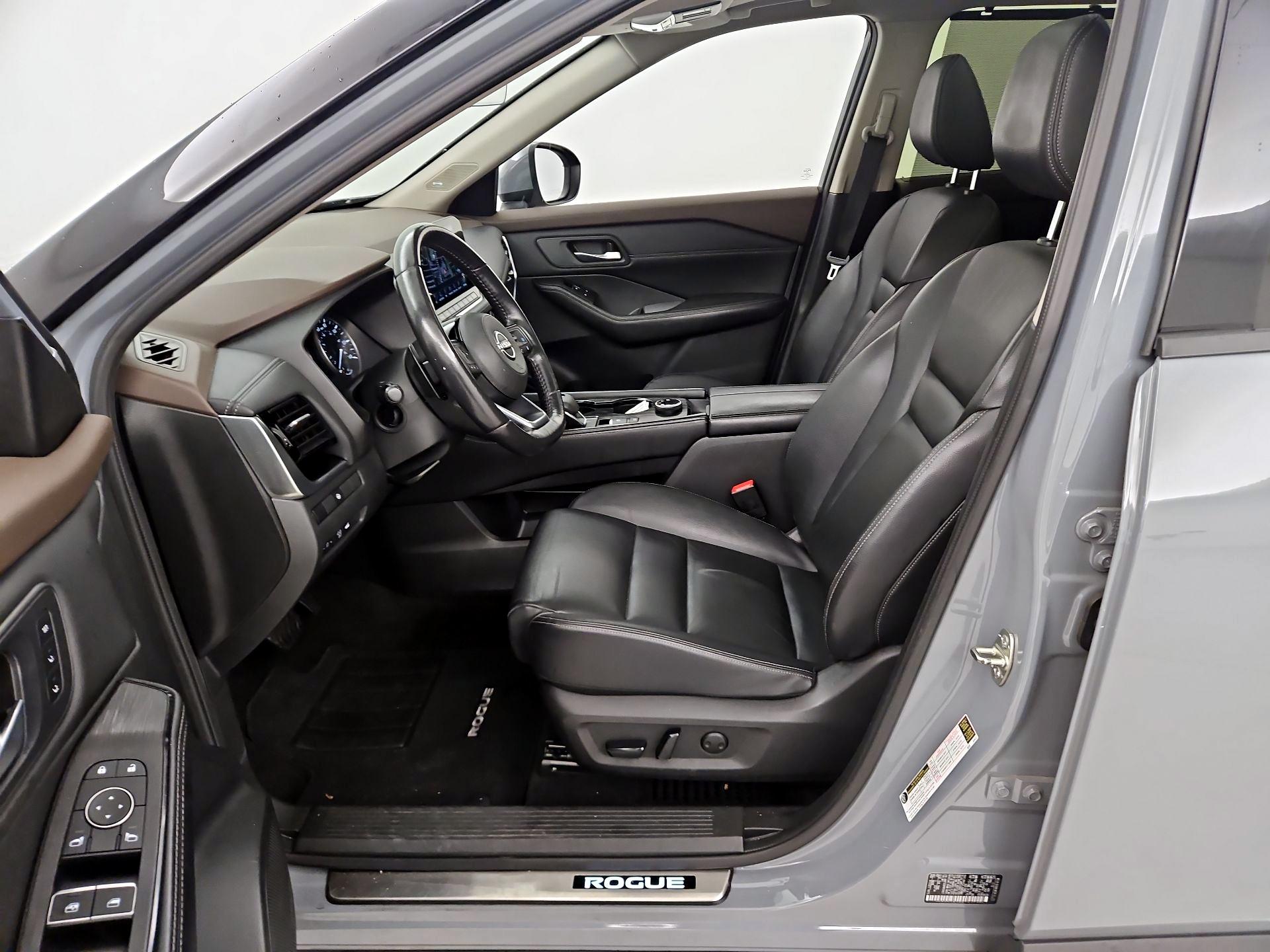 Thumbnail: 2023 Nissan Rogue - 11