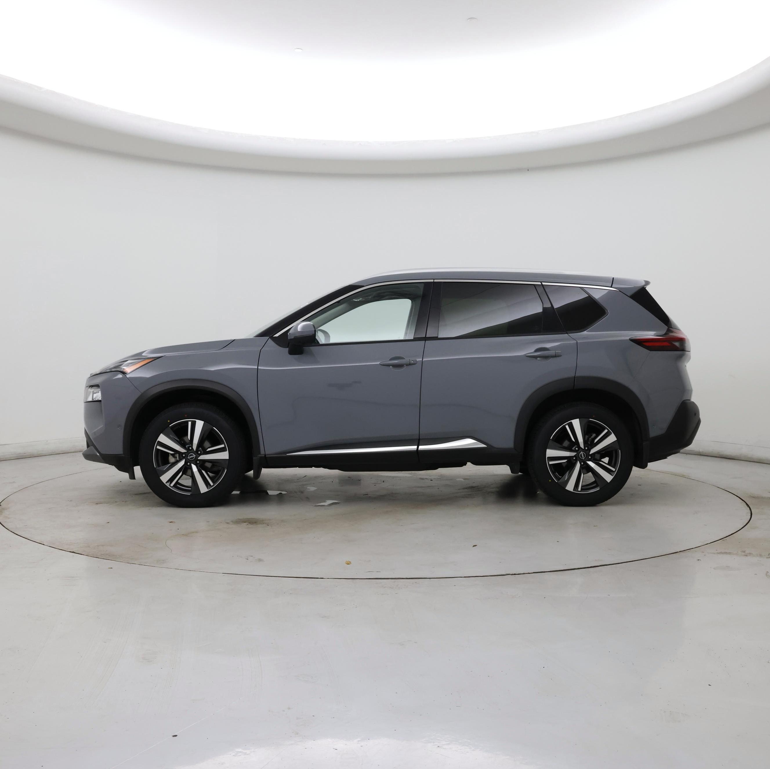 Thumbnail: 2023 Nissan Rogue - 3