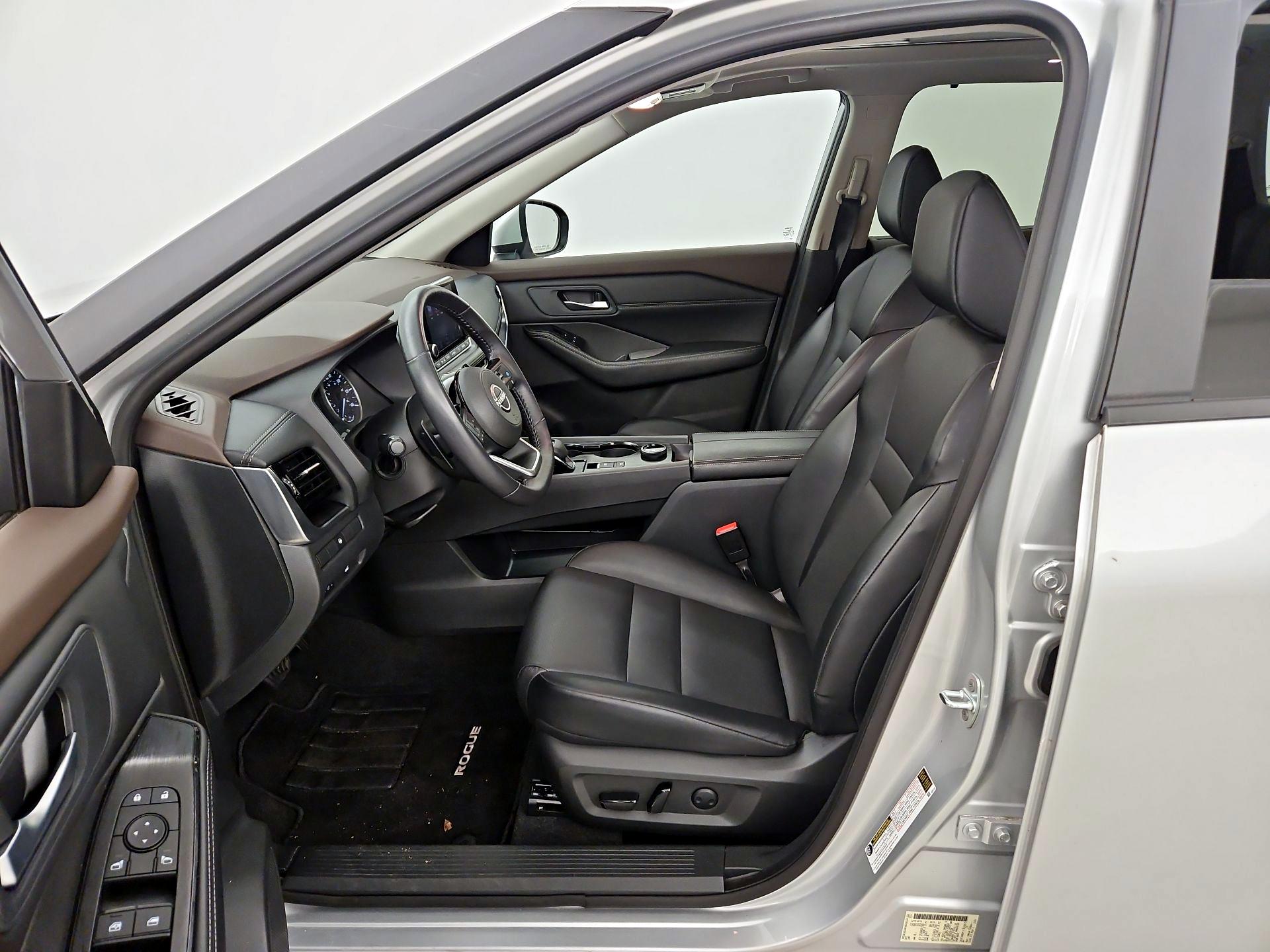 Thumbnail: 2023 Nissan Rogue - 11