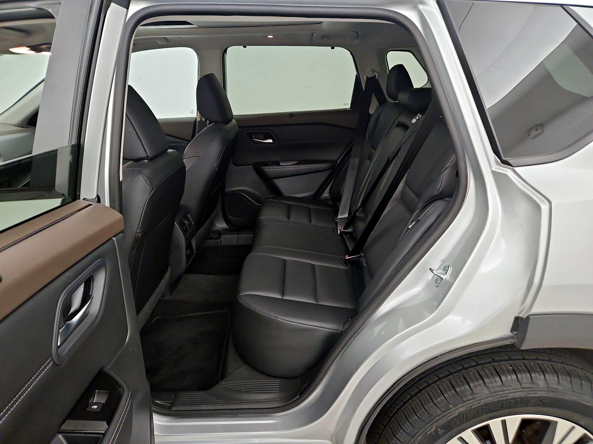 Thumbnail: 2023 Nissan Rogue - 20