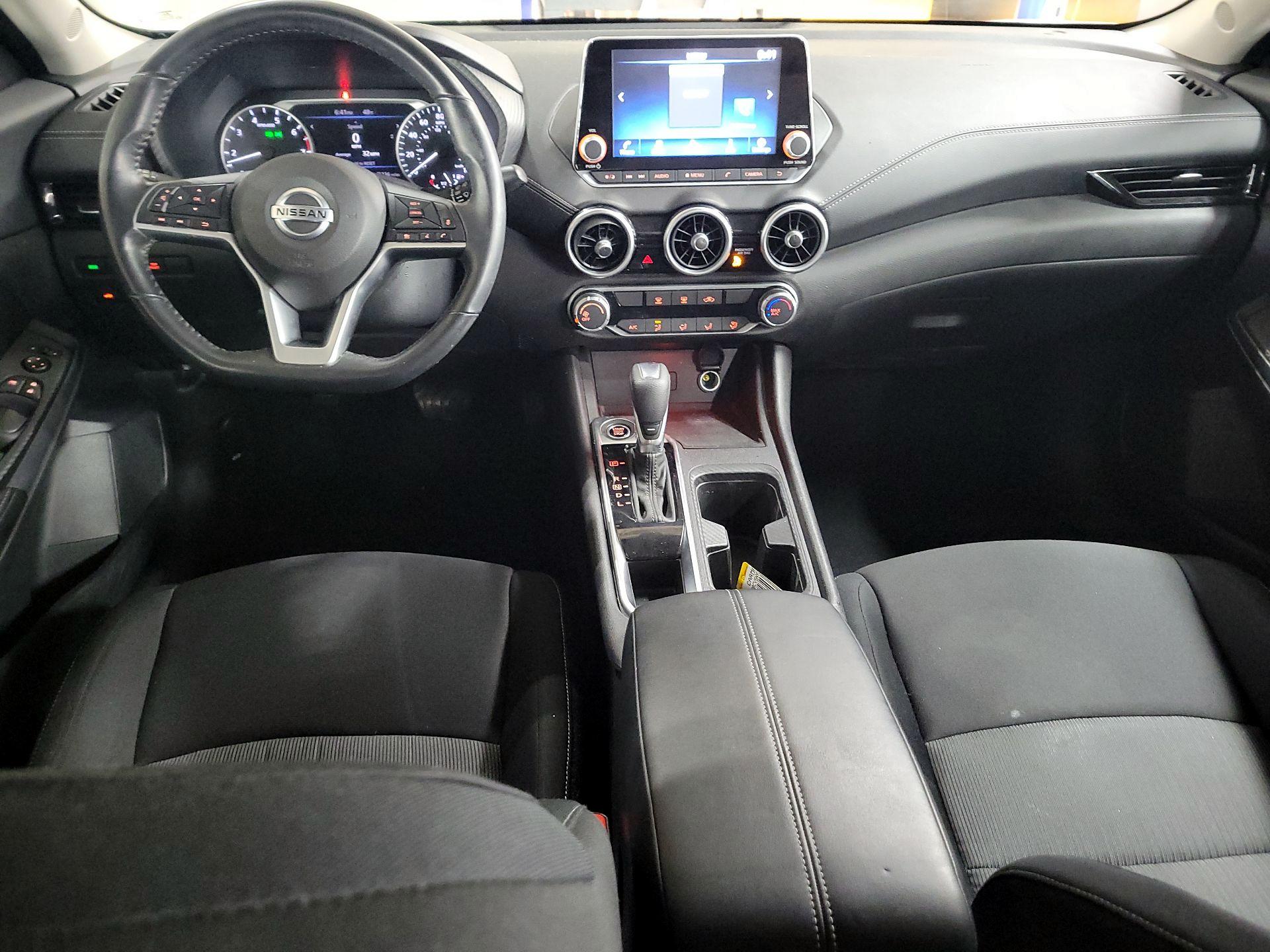 Thumbnail: 2022 Nissan Sentra - 9