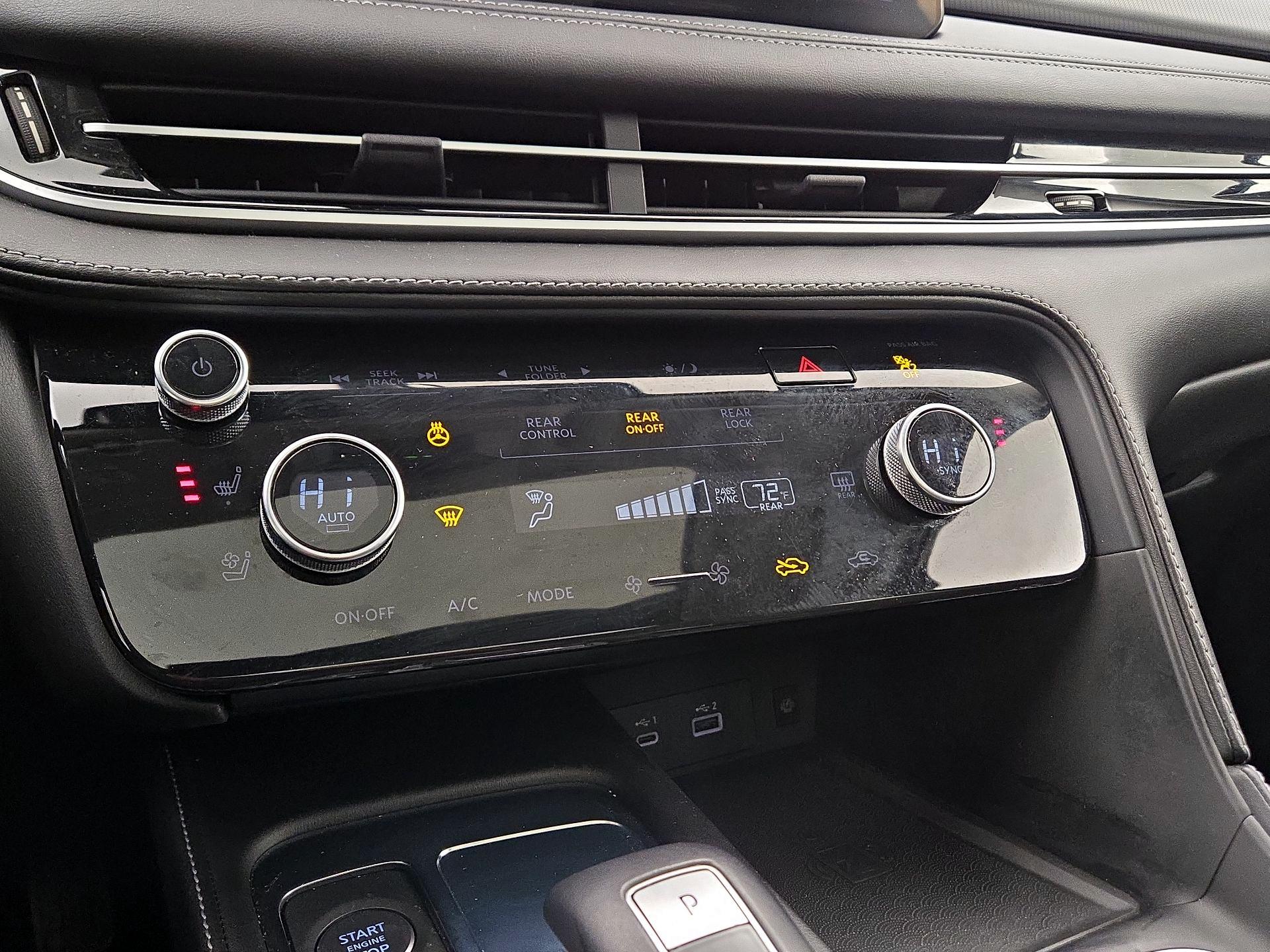 Thumbnail: 2023 INFINITI QX60 - 16