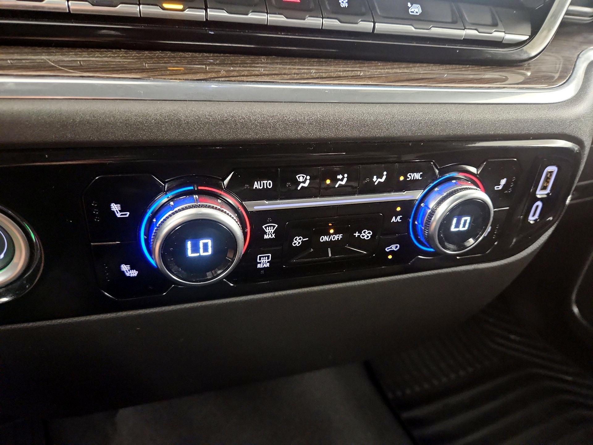 Thumbnail: 2024 GMC Sierra 1500 - 16