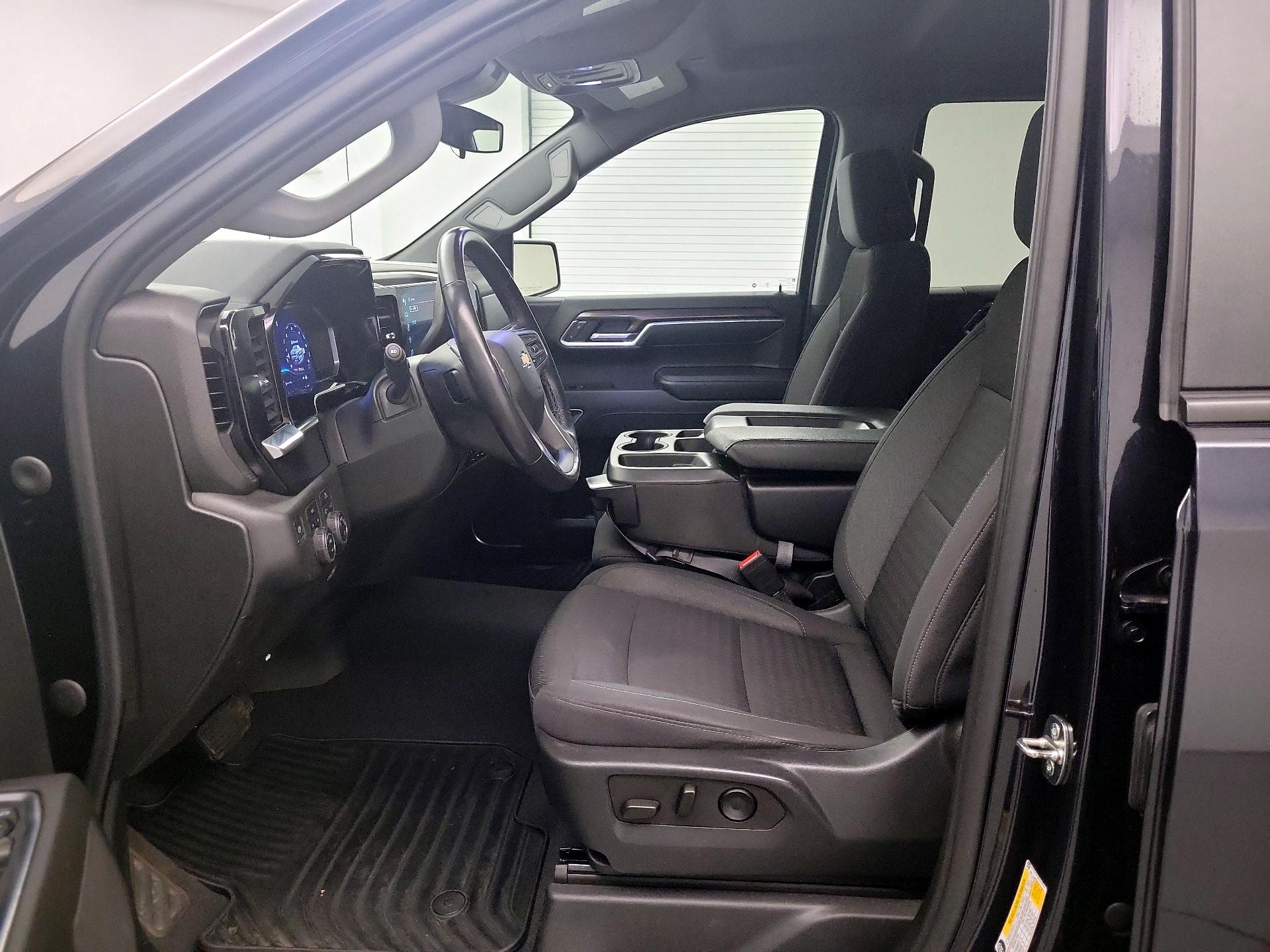 Thumbnail: 2022 Chevrolet Silverado 1500 - 9