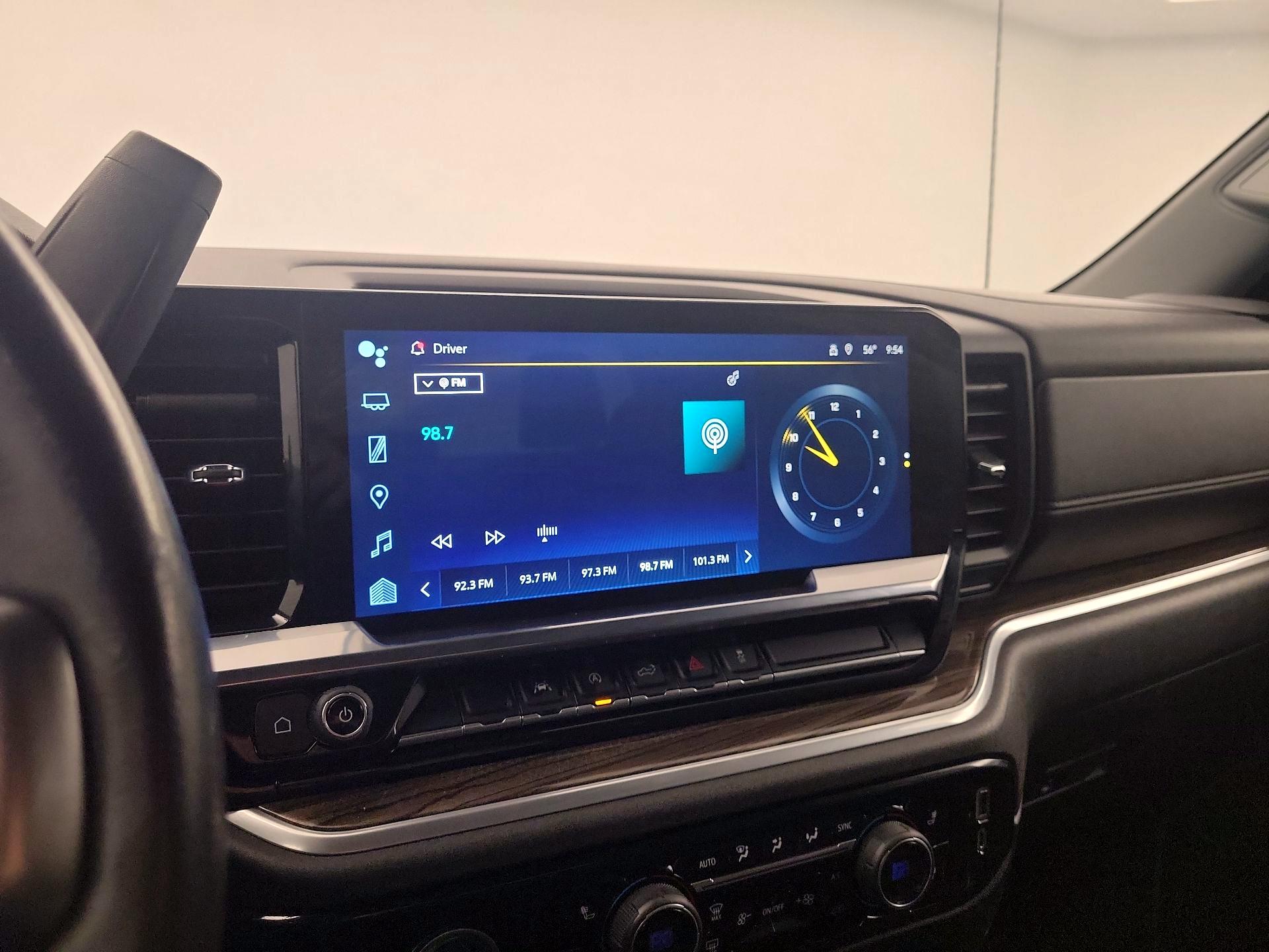 Thumbnail: 2022 Chevrolet Silverado 1500 - 13