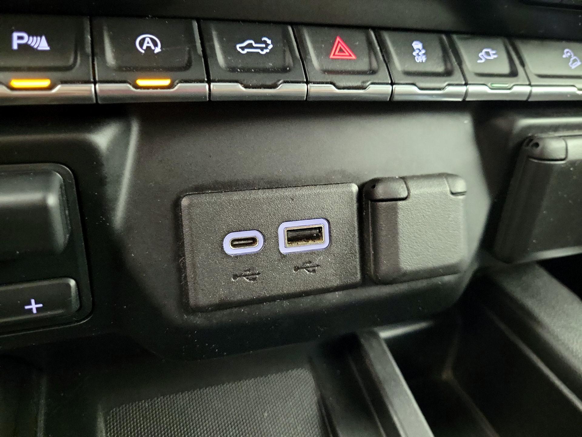 Thumbnail: 2021 GMC Sierra 1500 - 17