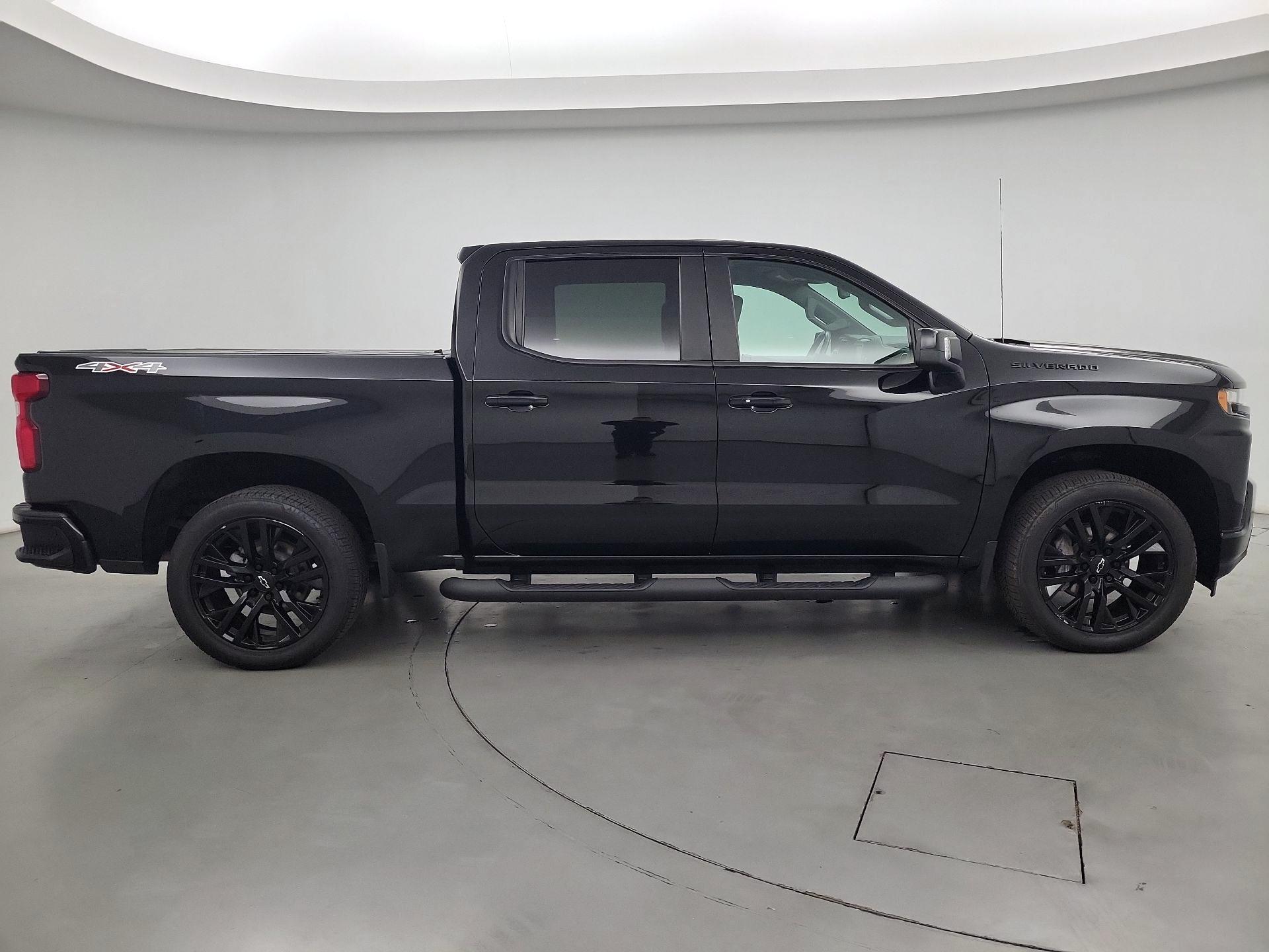 Thumbnail: 2020 Chevrolet Silverado 1500 - 4