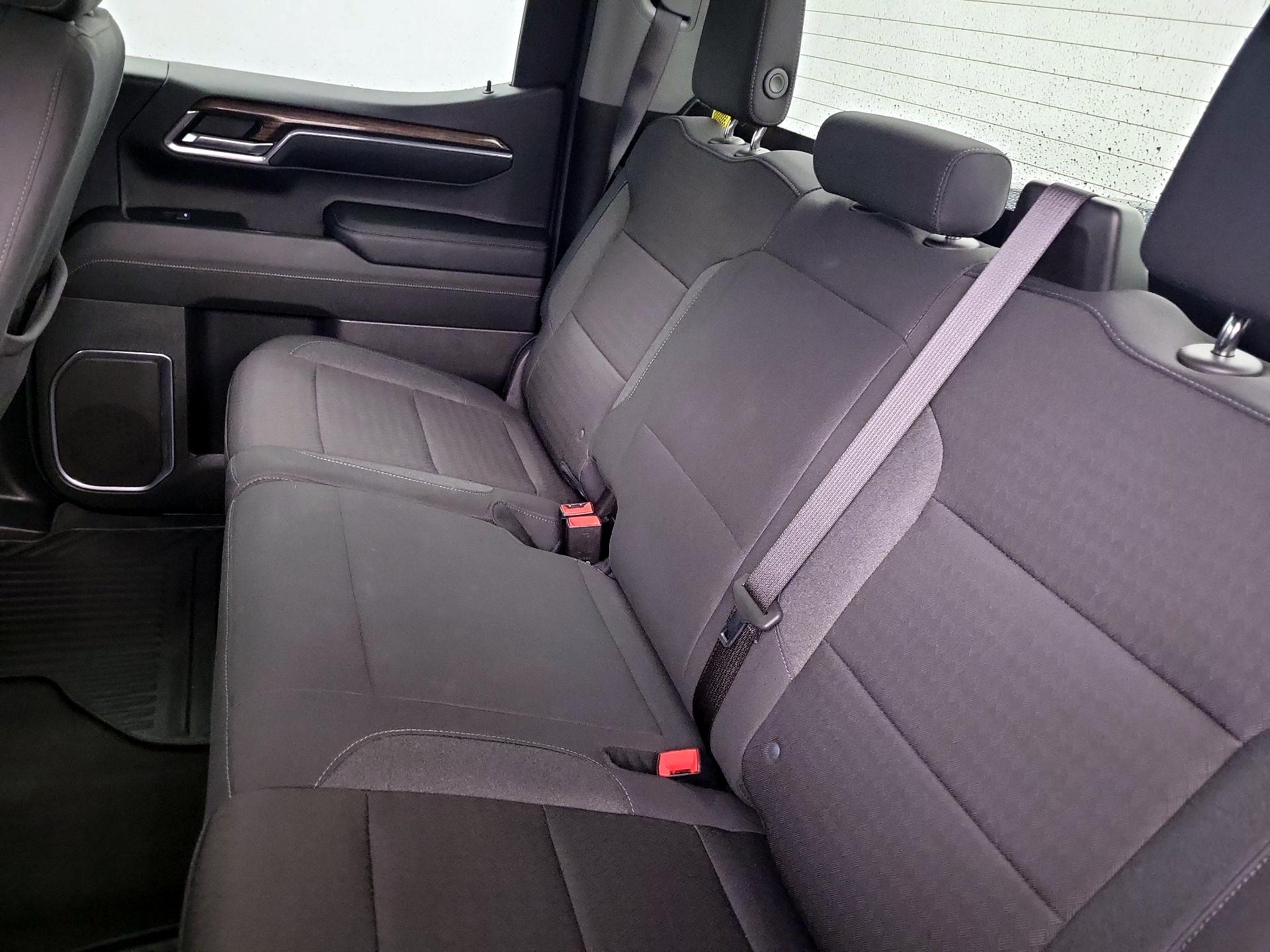 Thumbnail: 2024 Chevrolet Silverado 1500 - 18