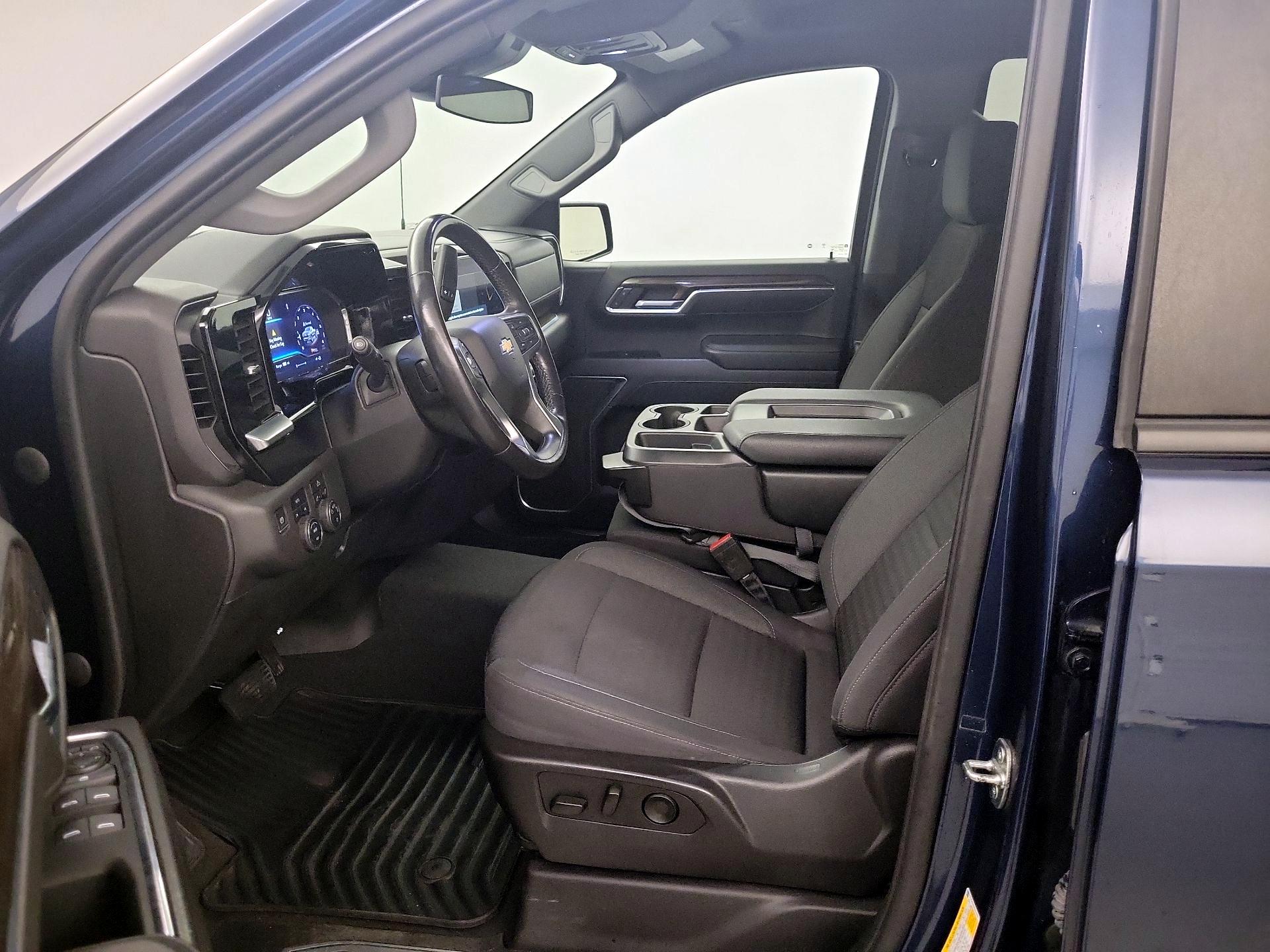 Thumbnail: 2022 Chevrolet Silverado 1500 - 9