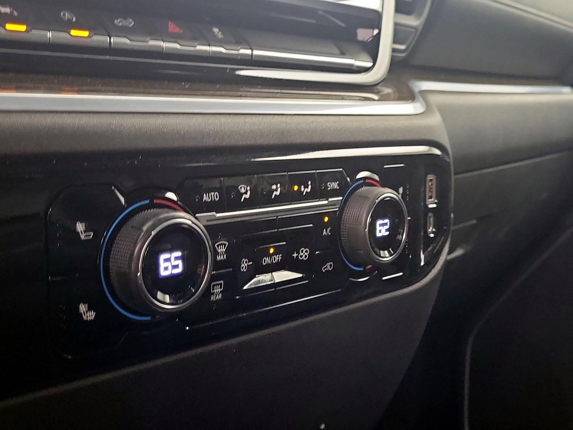 Thumbnail: 2022 Chevrolet Silverado 1500 - 14