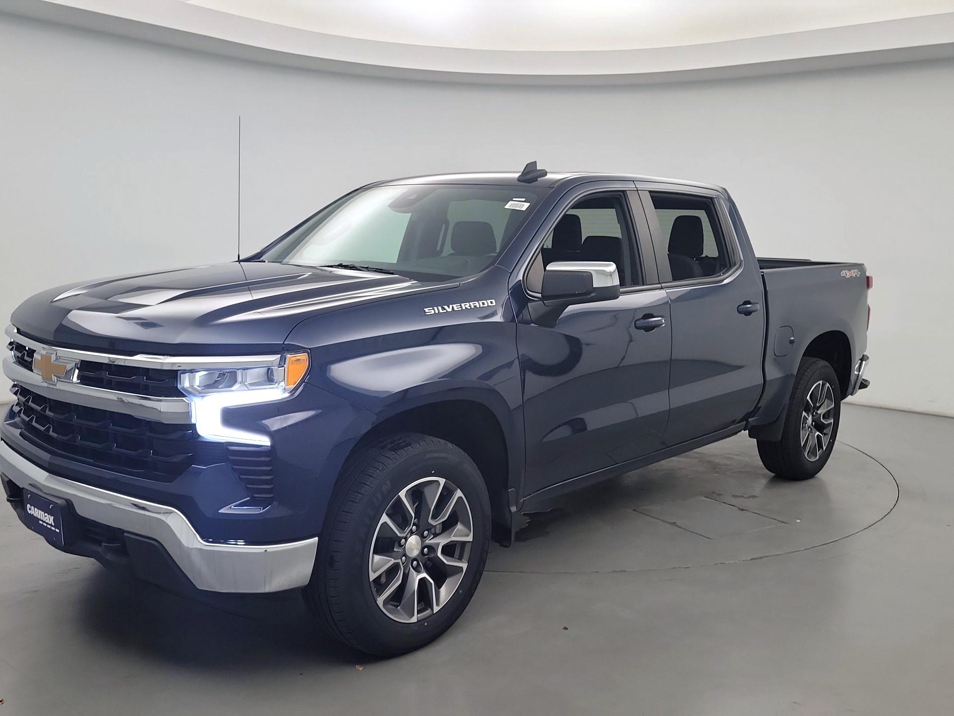 Thumbnail: 2022 Chevrolet Silverado 1500 - 3