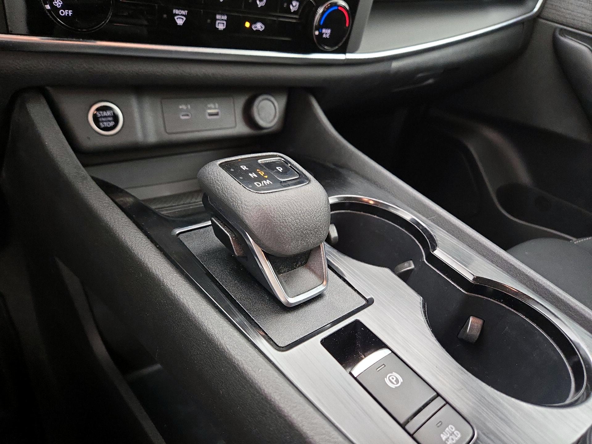 Thumbnail: 2023 Nissan Rogue - 17