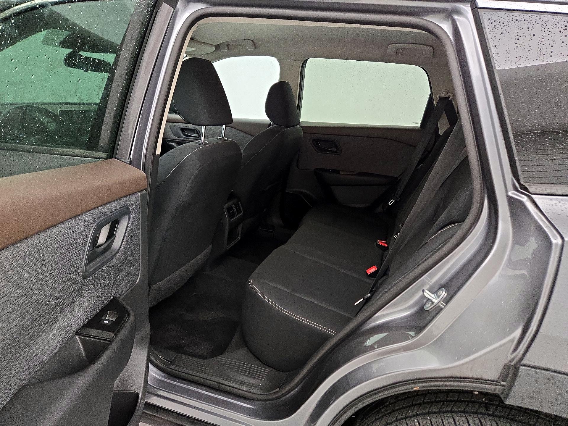 Thumbnail: 2023 Nissan Rogue - 19