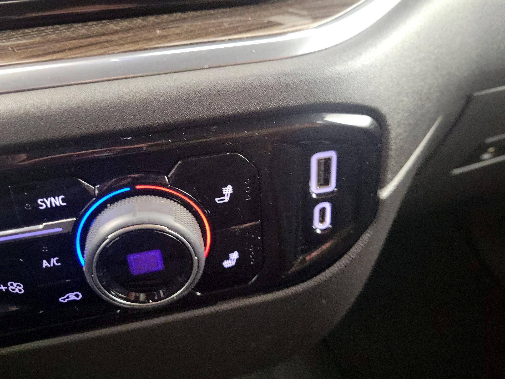 Thumbnail: 2023 Chevrolet Silverado 1500 - 16