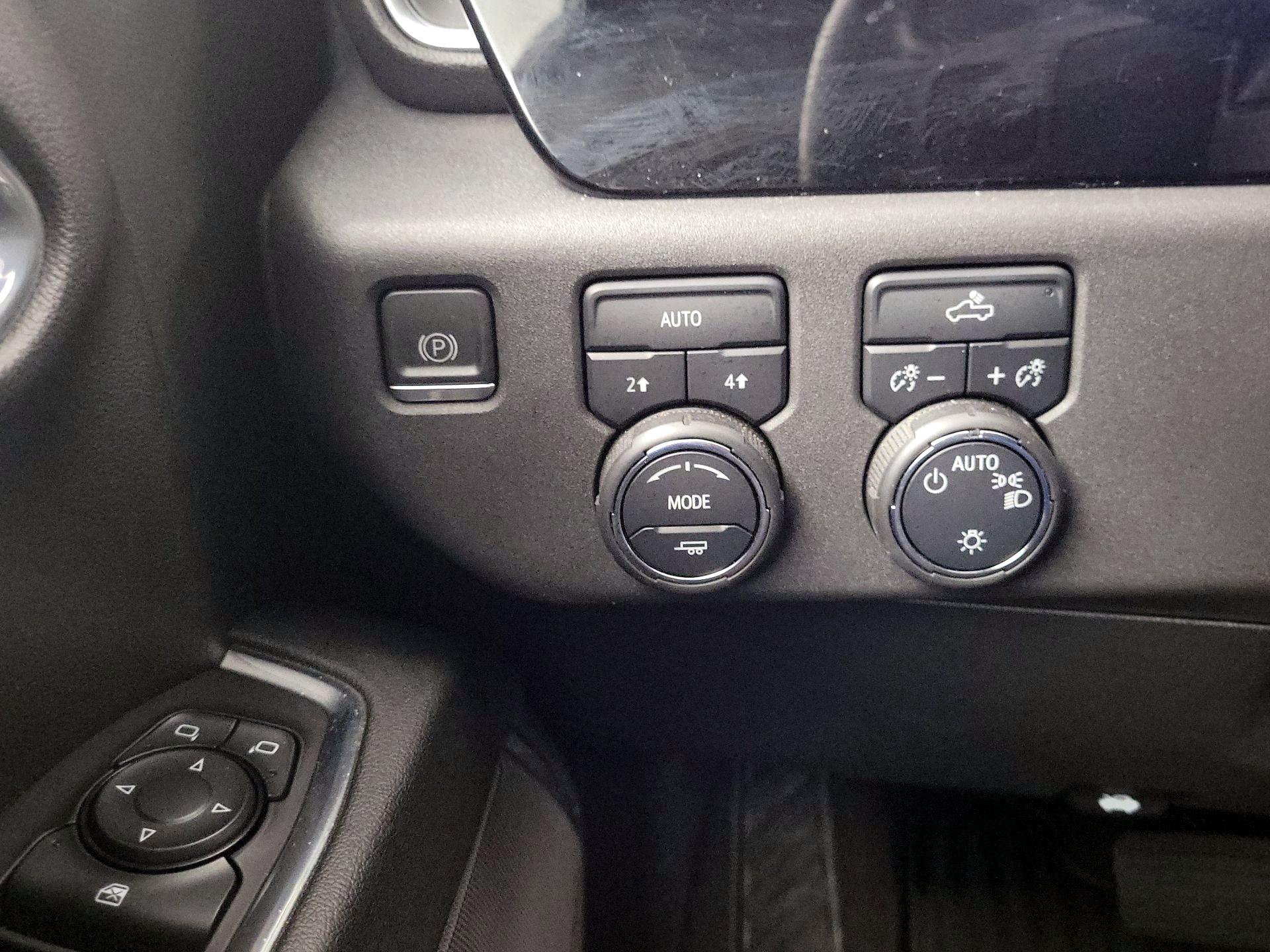 Thumbnail: 2023 Chevrolet Silverado 1500 - 11