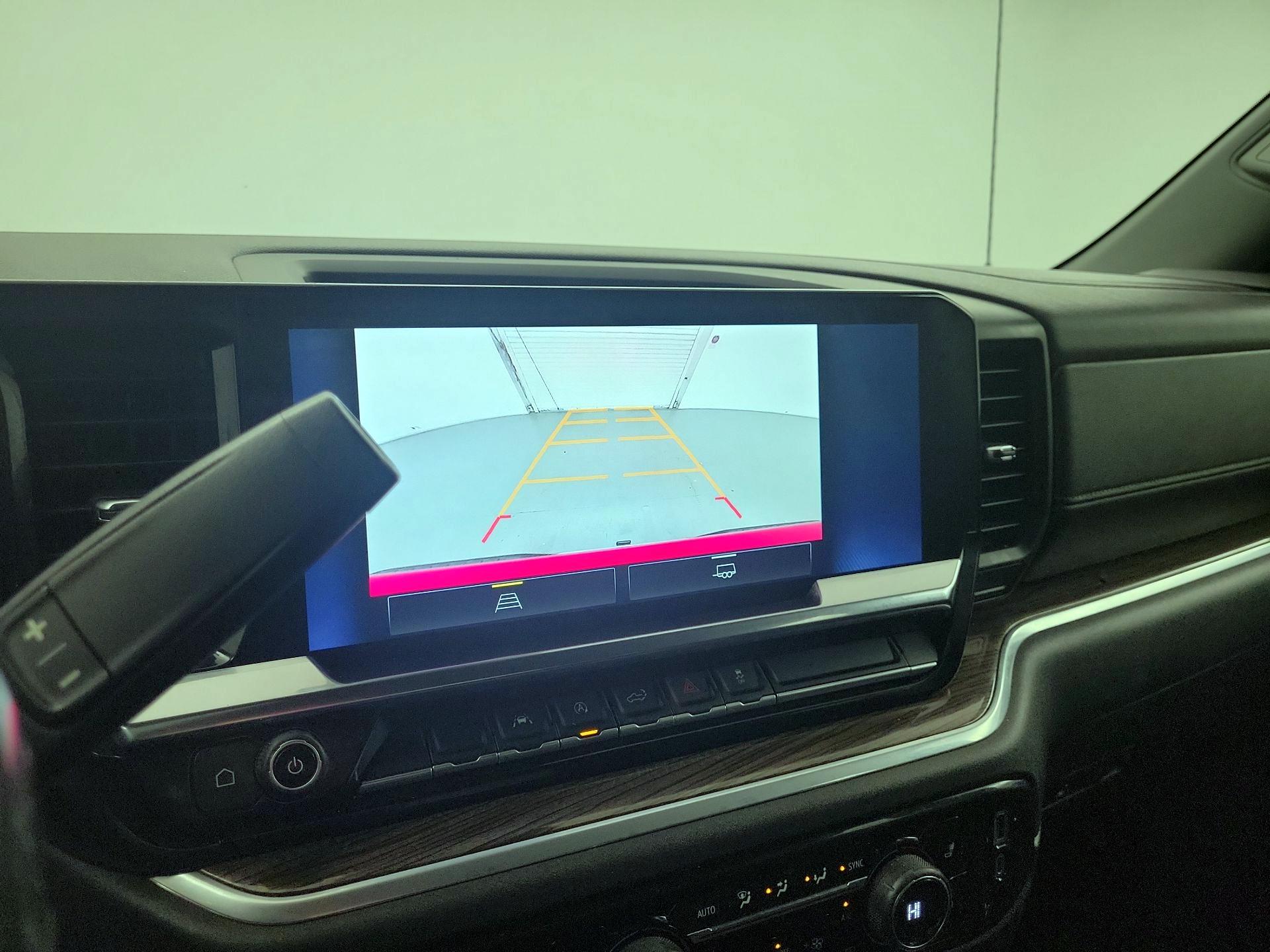 Thumbnail: 2022 Chevrolet Silverado 1500 - 12