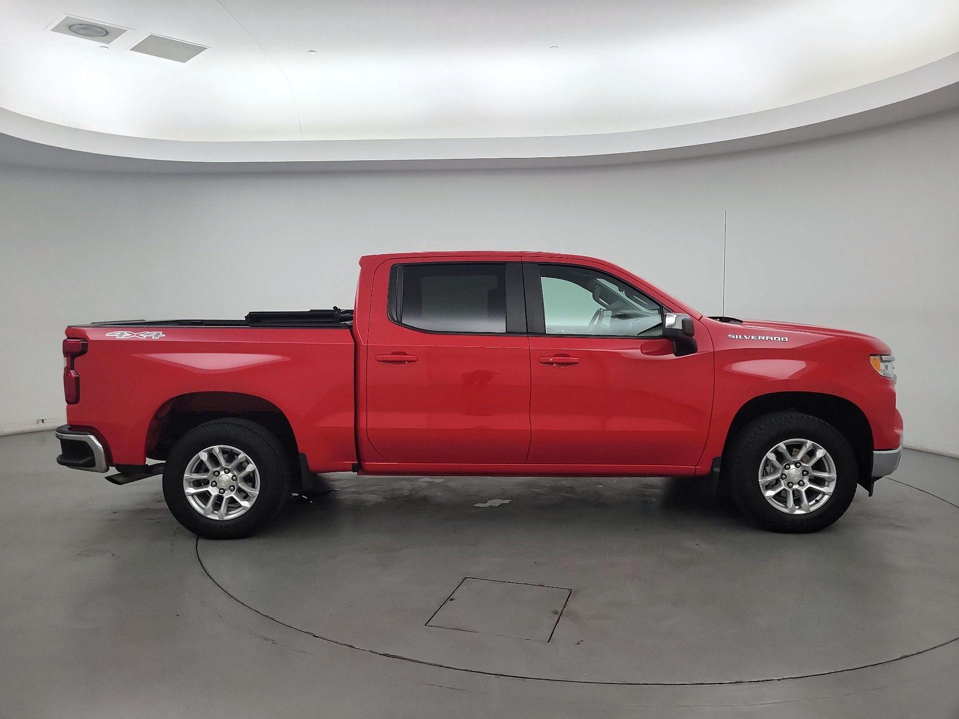 Thumbnail: 2022 Chevrolet Silverado 1500 - 4