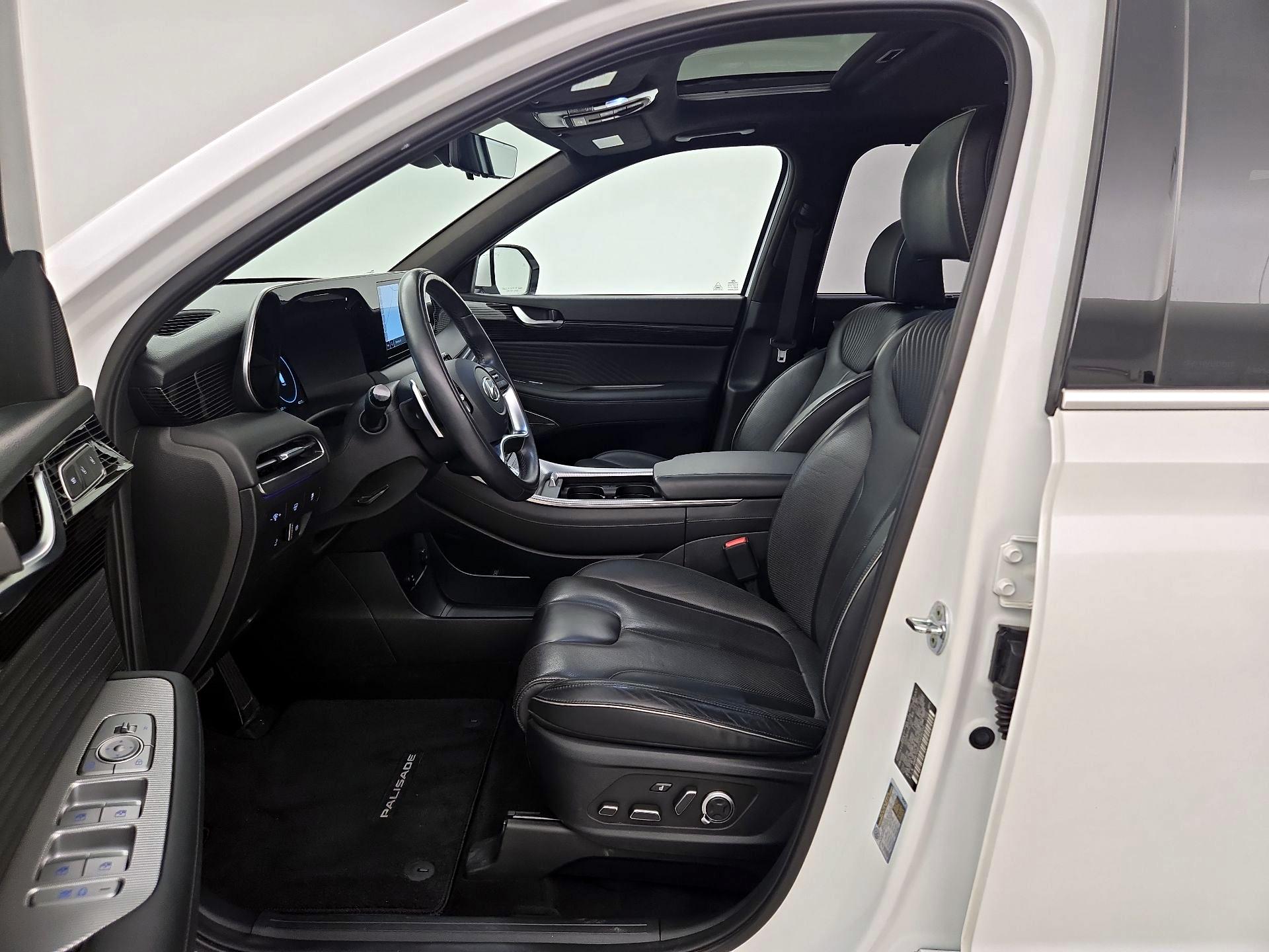 Thumbnail: 2023 Hyundai Palisade - 11