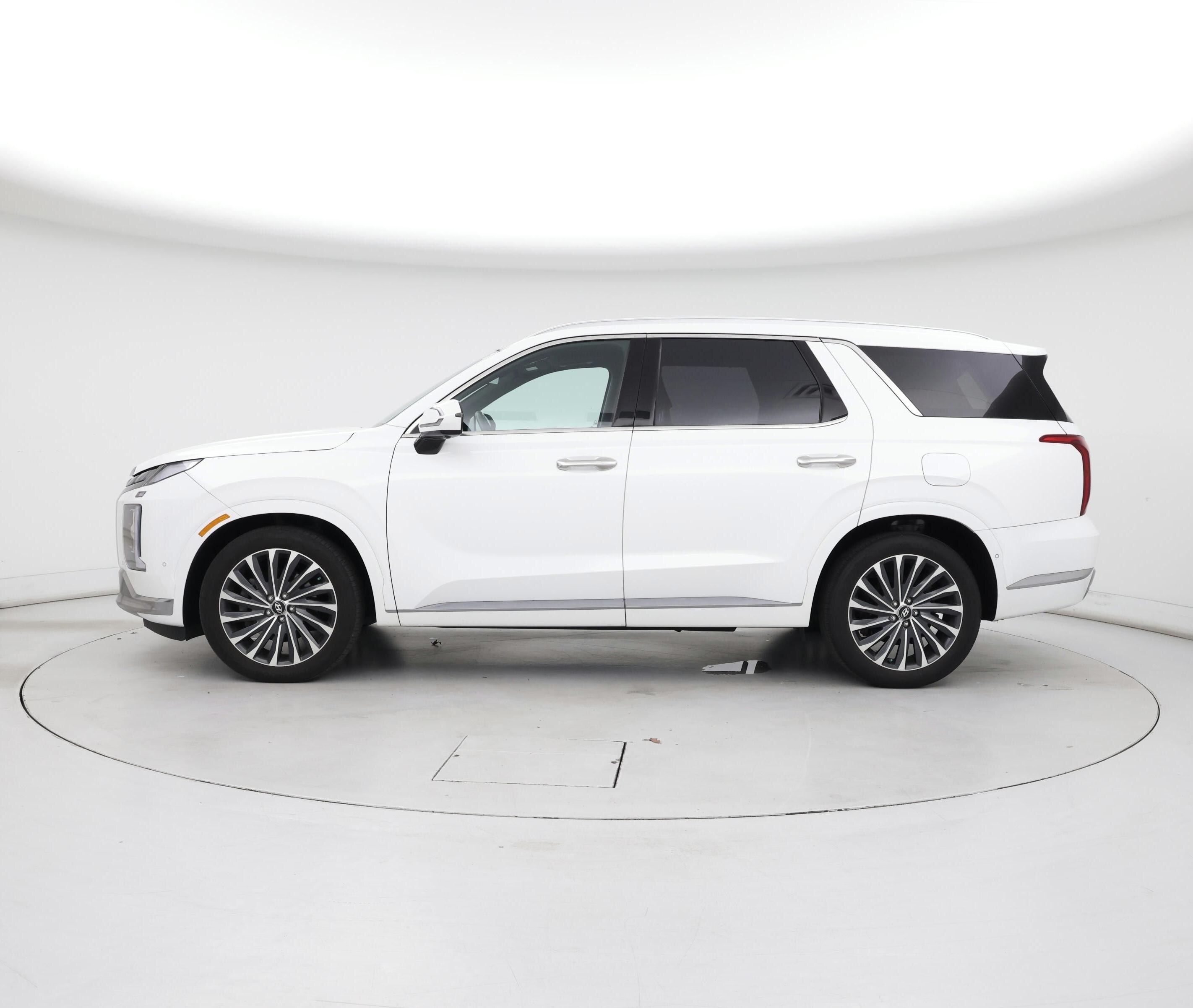 Thumbnail: 2023 Hyundai Palisade - 3