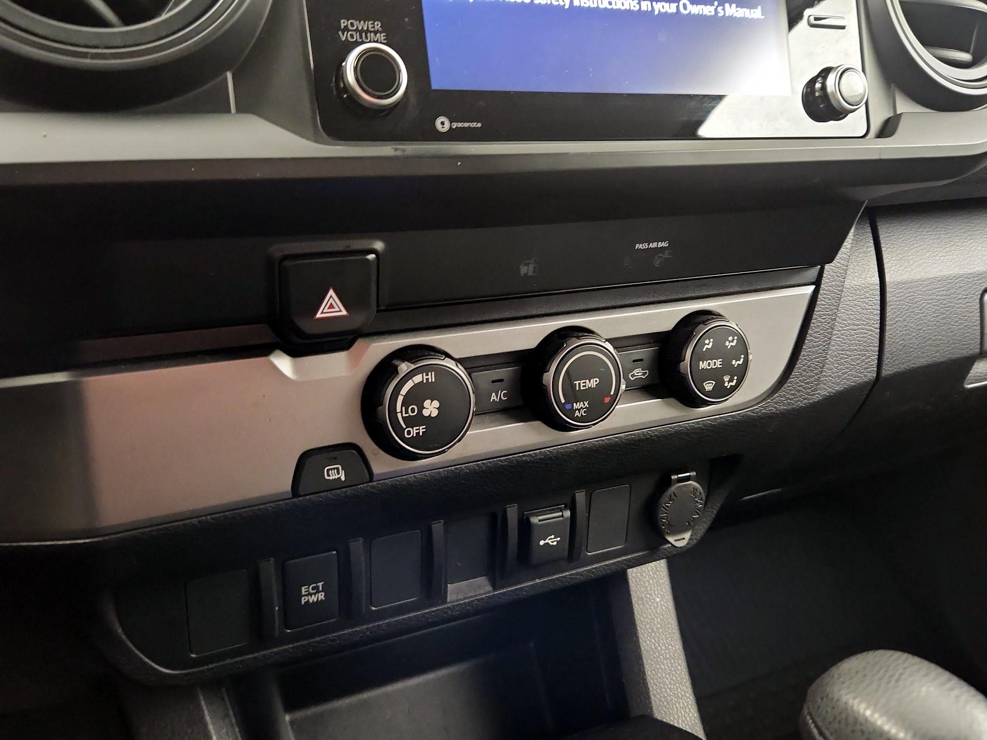 Thumbnail: 2023 Toyota Tacoma - 14