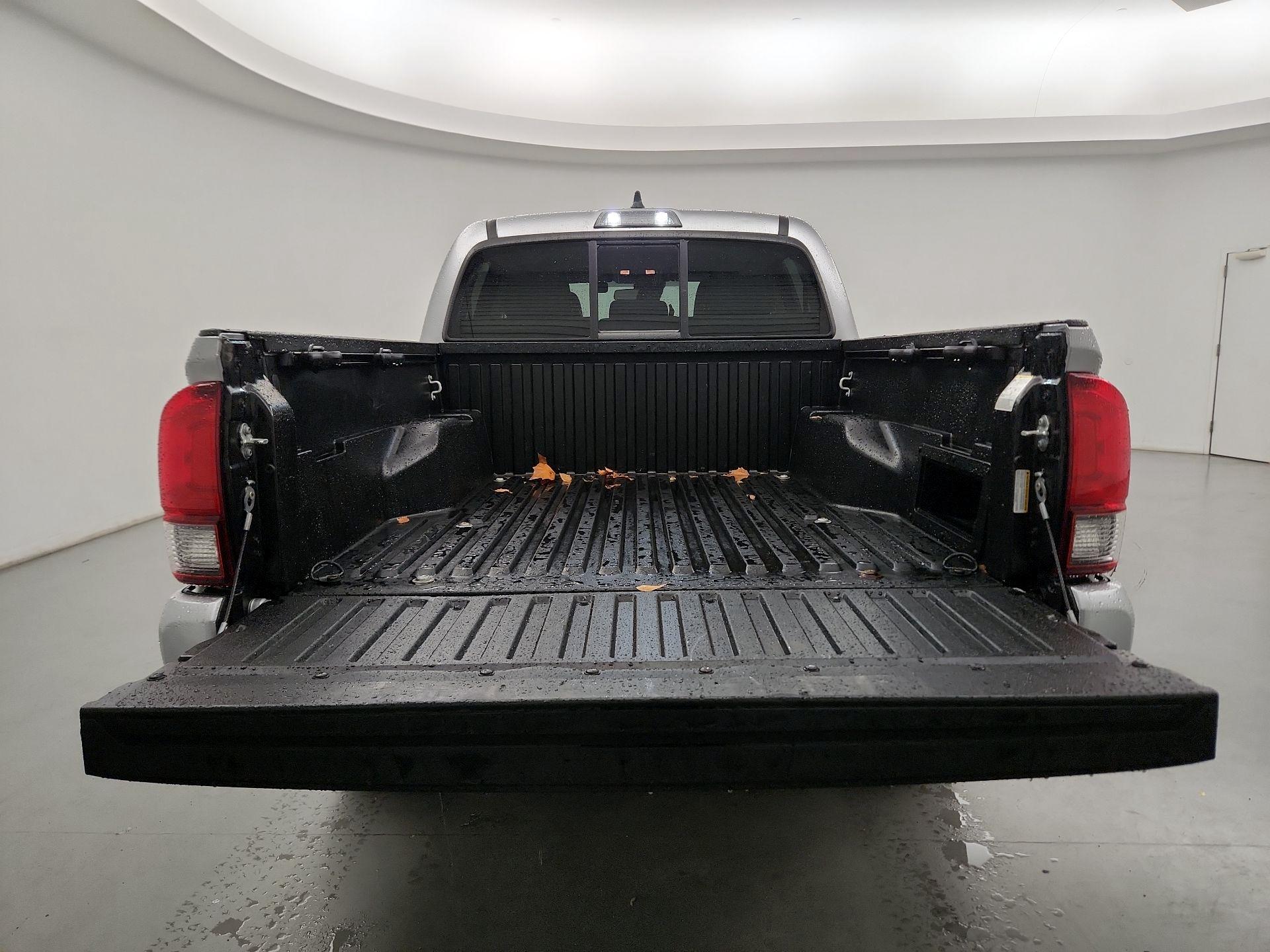 Thumbnail: 2023 Toyota Tacoma - 18