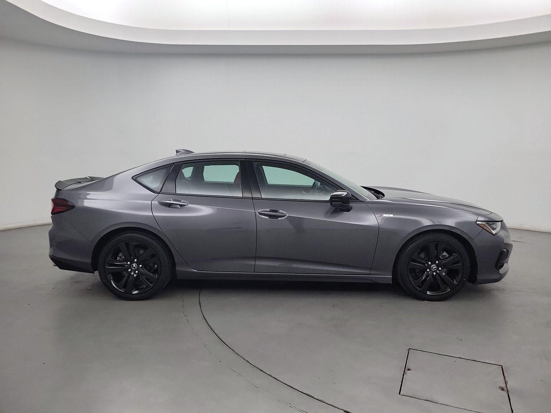 Thumbnail: 2022 Acura TLX - 4