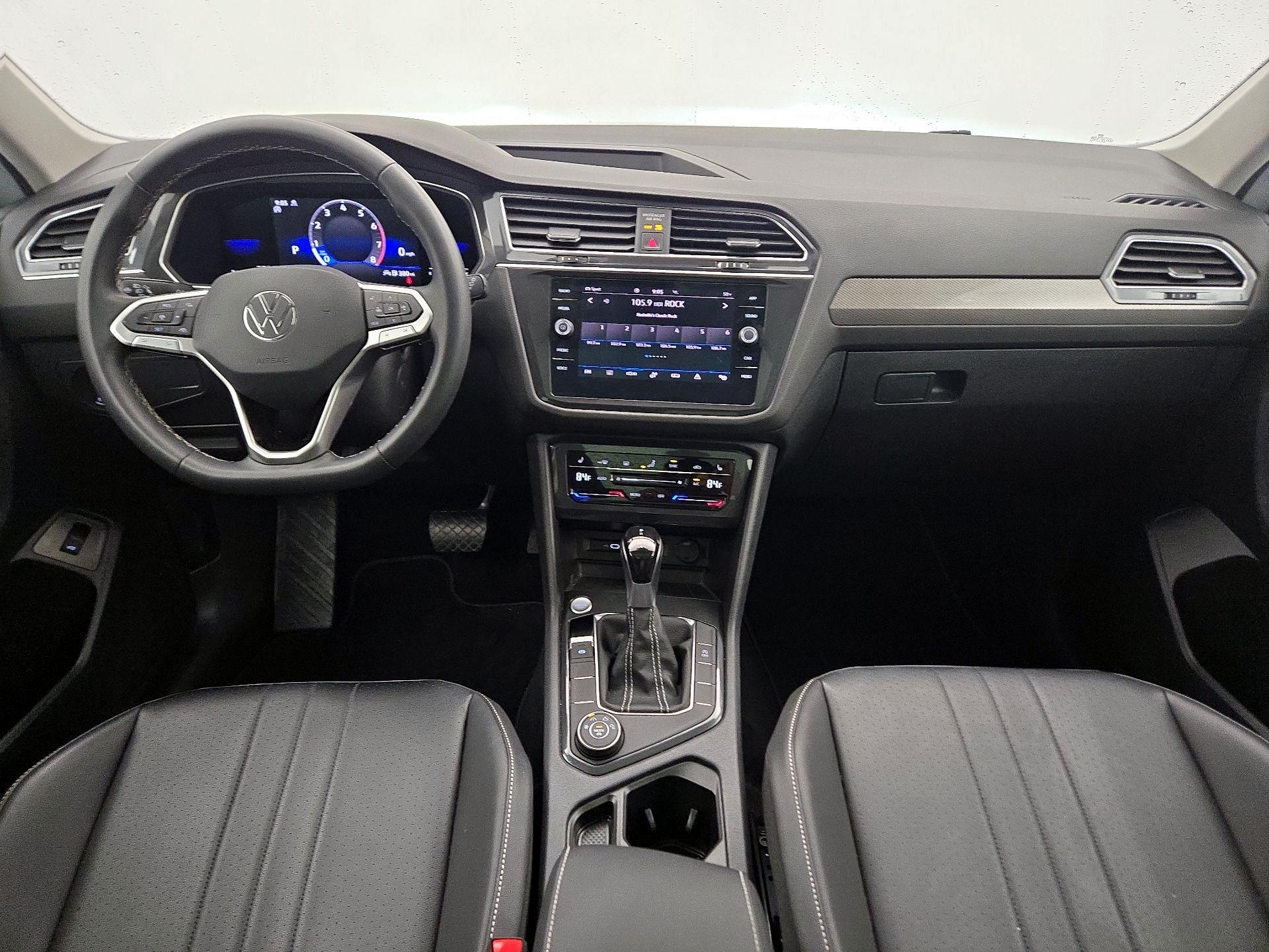 Thumbnail: 2022 Volkswagen Tiguan - 9