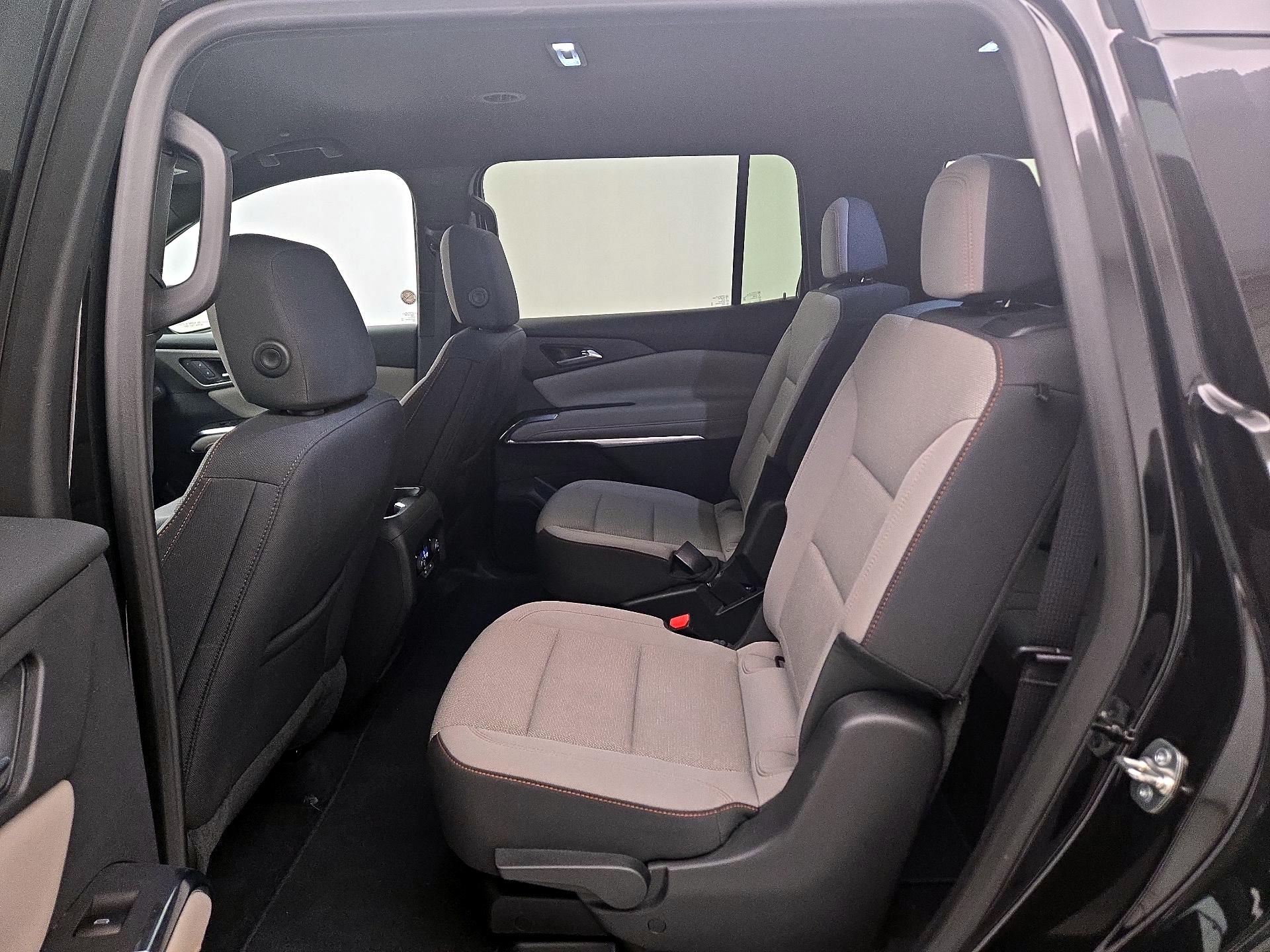 Thumbnail: 2025 Chevrolet Traverse - 19