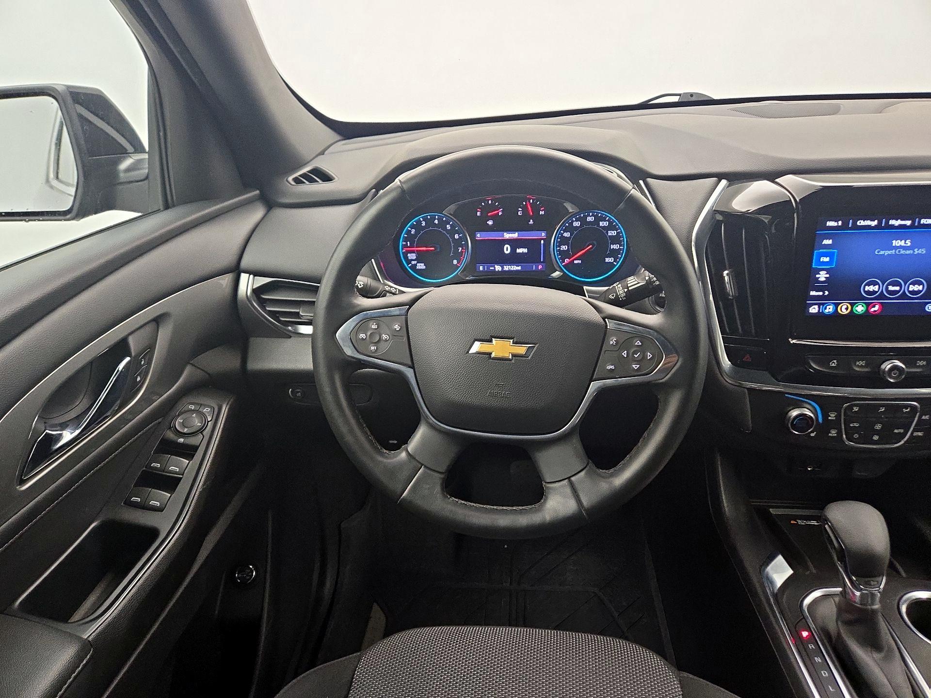 Thumbnail: 2023 Chevrolet Traverse - 10