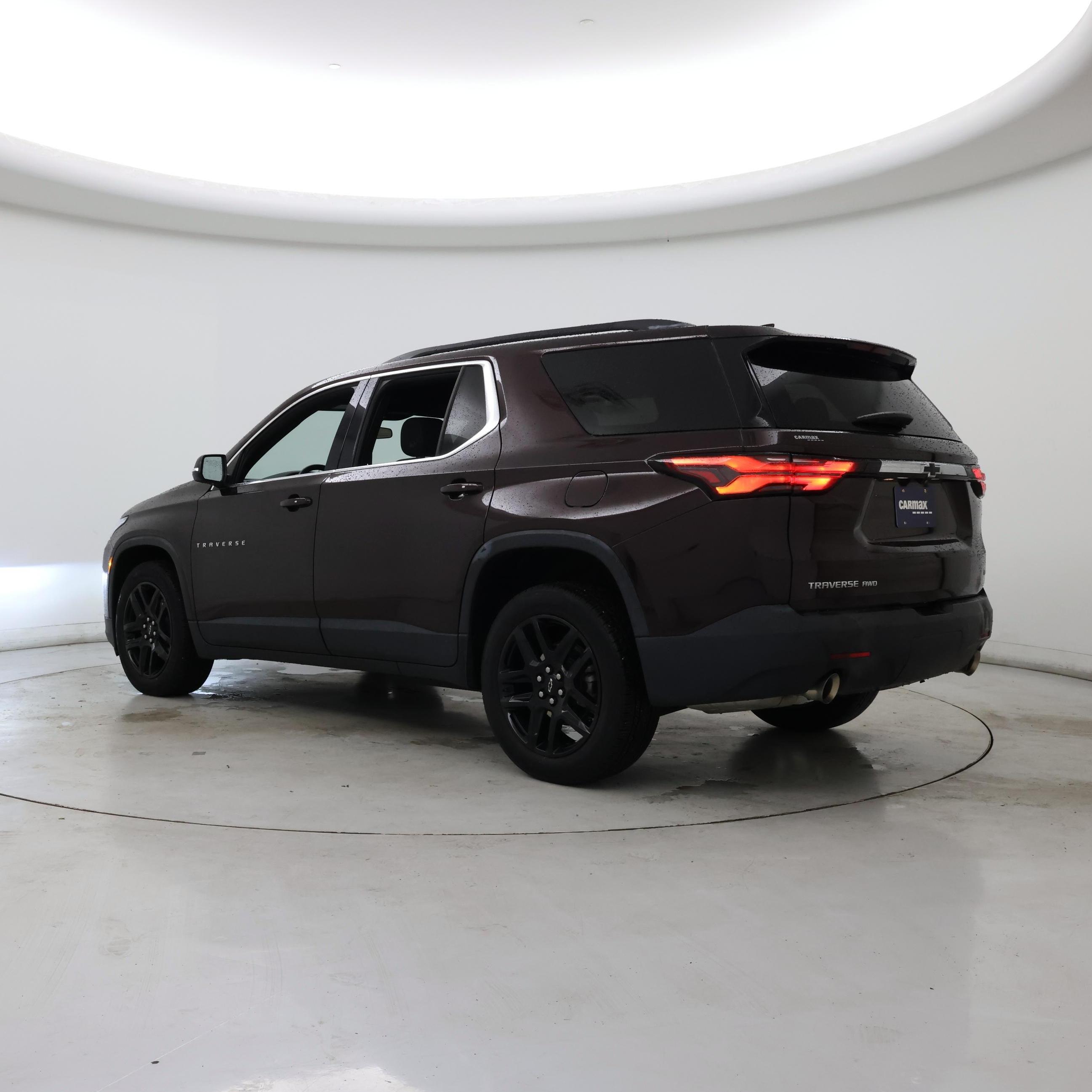 Thumbnail: 2022 Chevrolet Traverse - 2