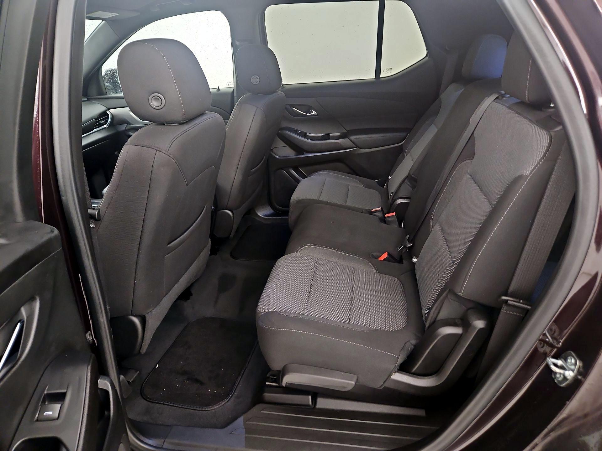 Thumbnail: 2022 Chevrolet Traverse - 20