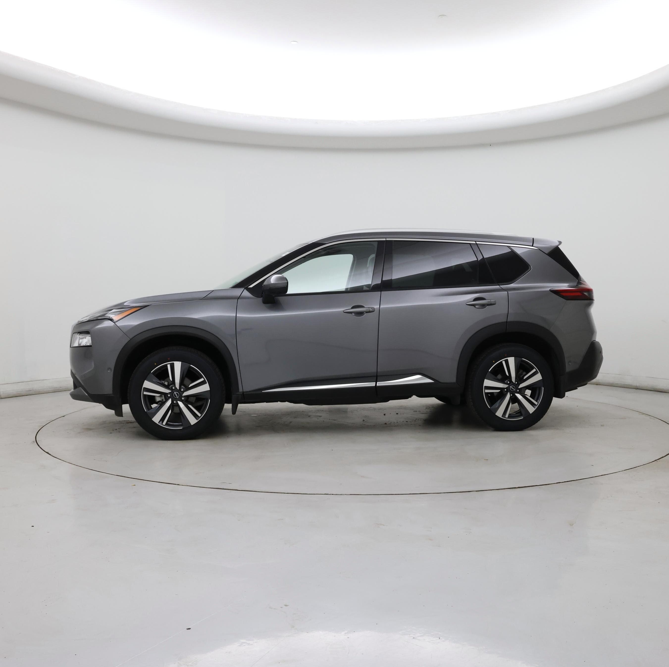 Thumbnail: 2023 Nissan Rogue - 3