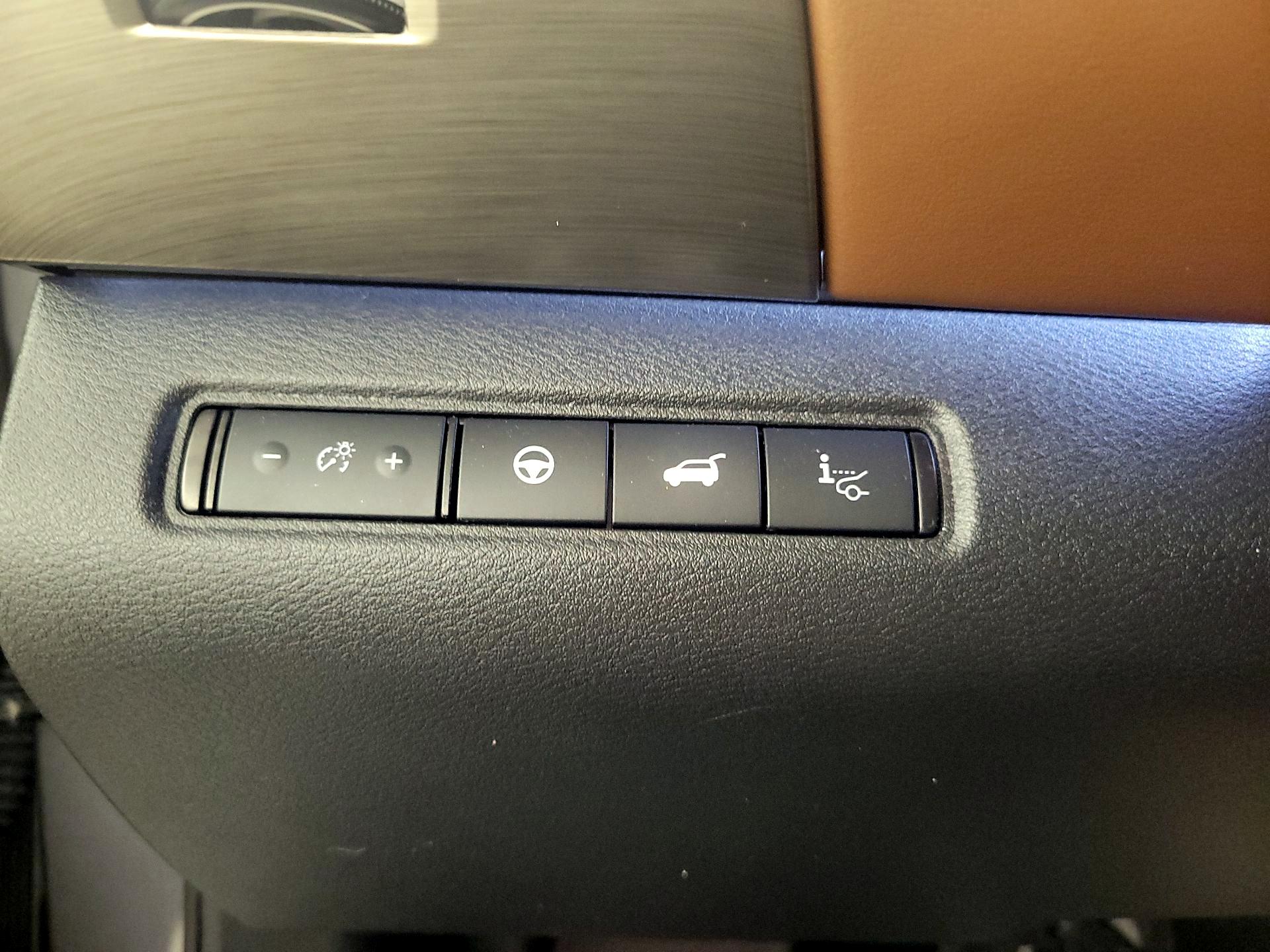 Thumbnail: 2023 Nissan Pathfinder - 13