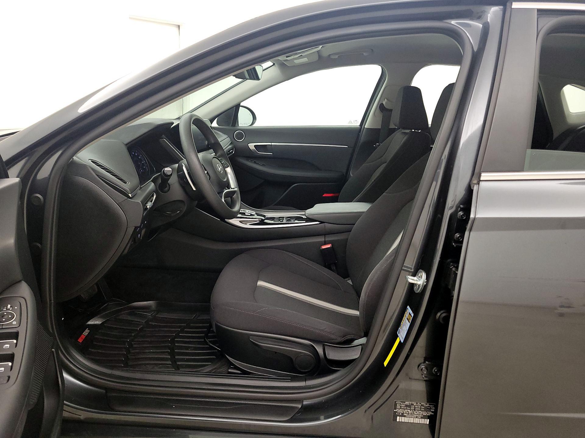 Thumbnail: 2022 Hyundai Sonata - 11