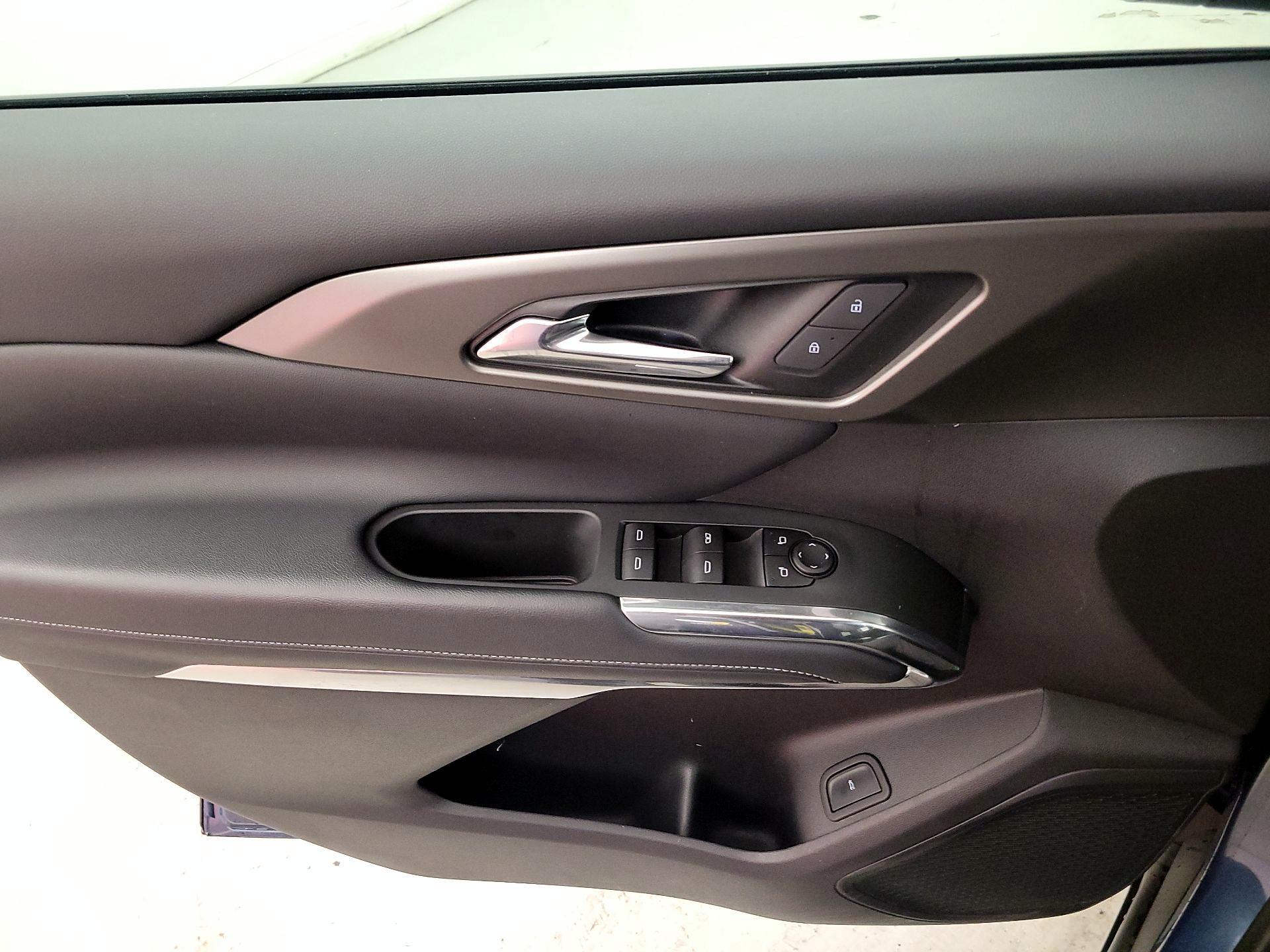 Thumbnail: 2025 Chevrolet Traverse - 12