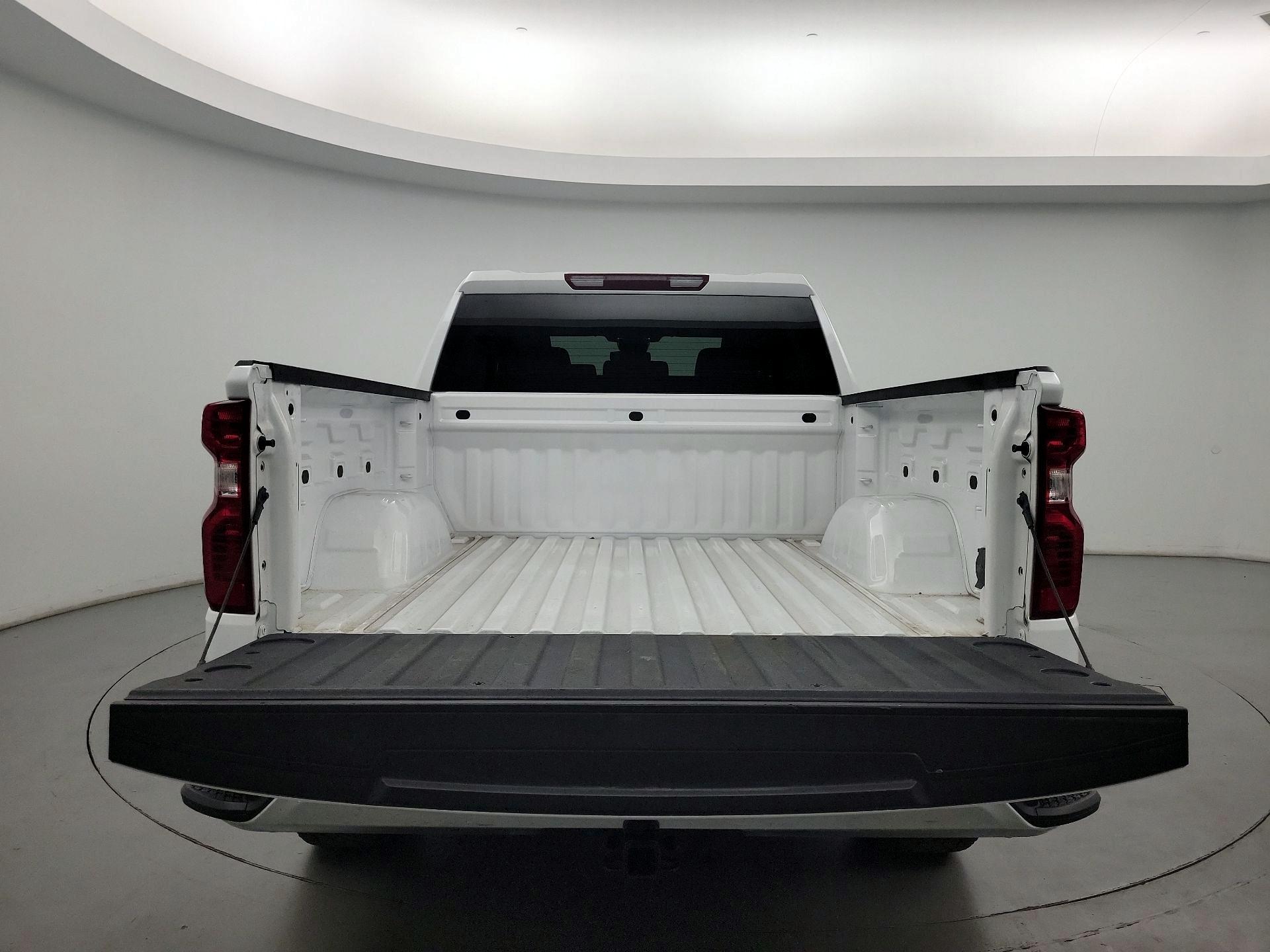 Thumbnail: 2022 Chevrolet Silverado 1500 - 18