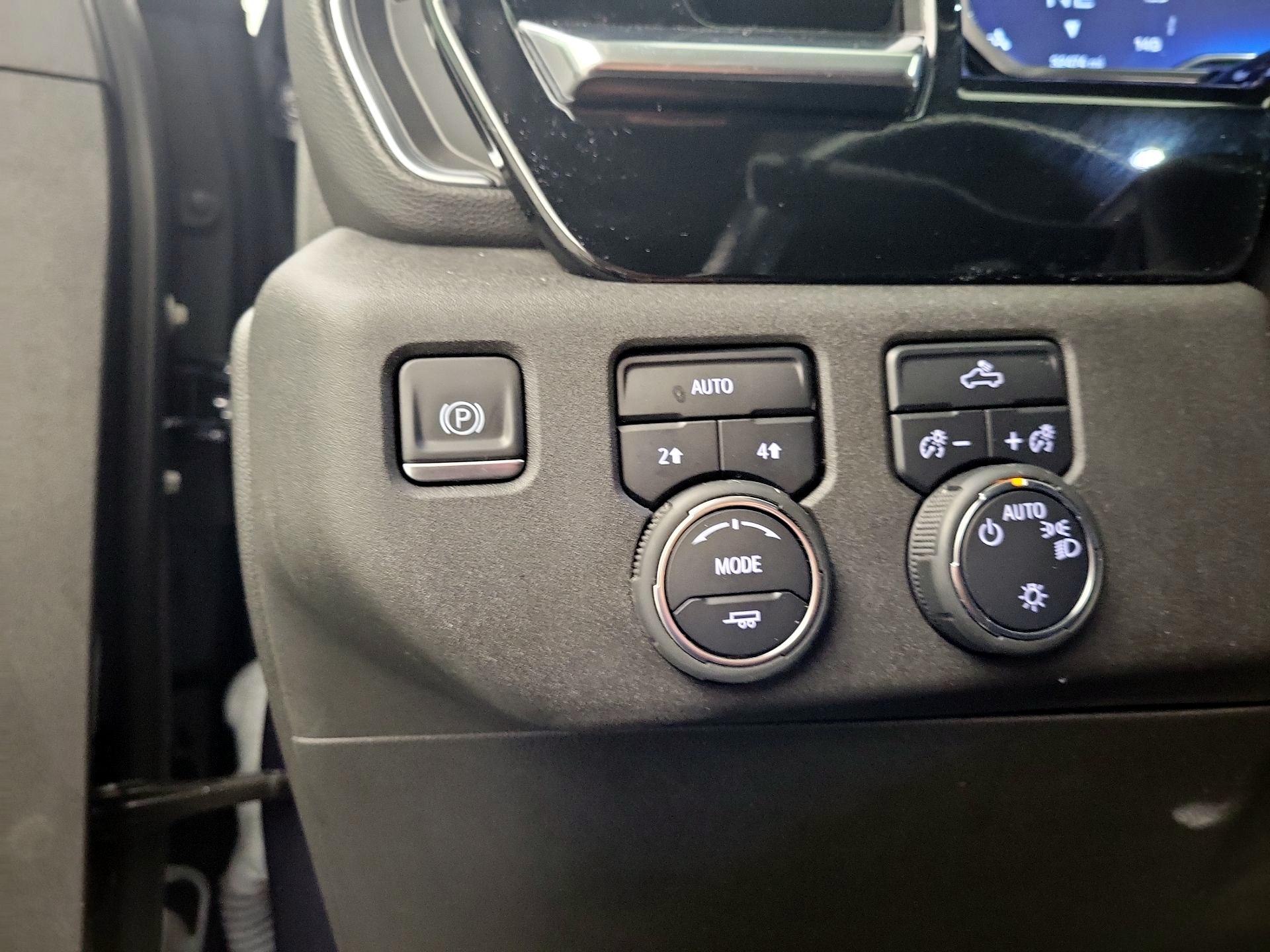 Thumbnail: 2022 Chevrolet Silverado 1500 - 11