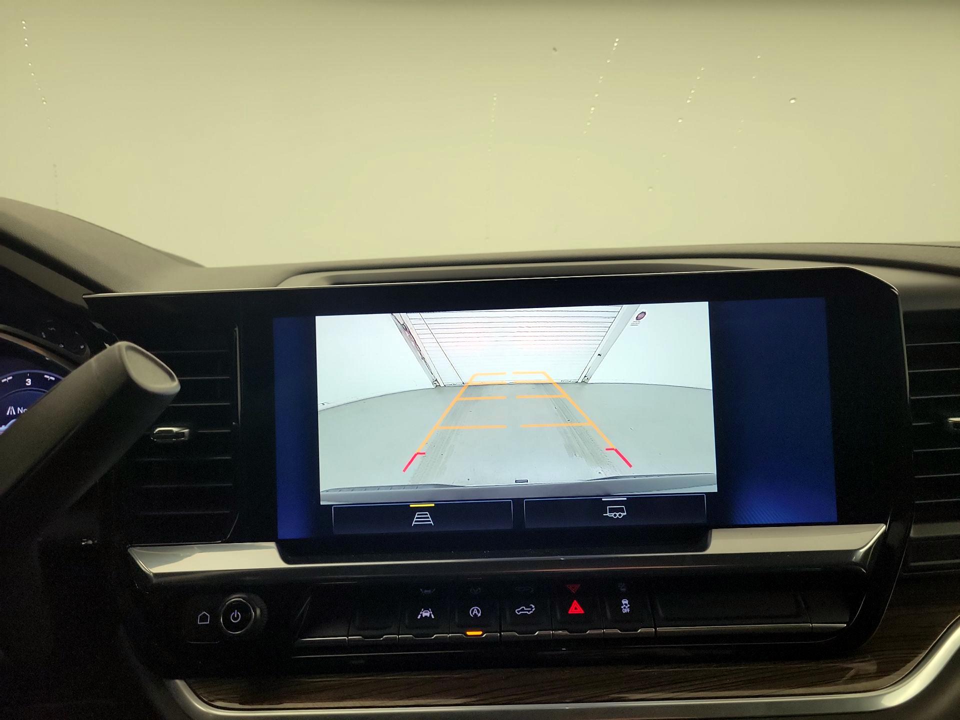 Thumbnail: 2022 Chevrolet Silverado 1500 - 12