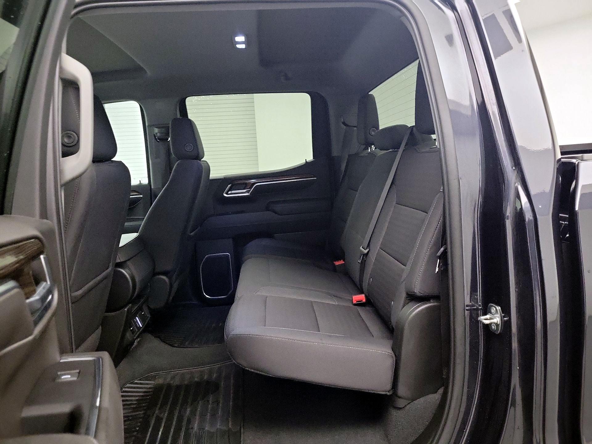 Thumbnail: 2022 Chevrolet Silverado 1500 - 17