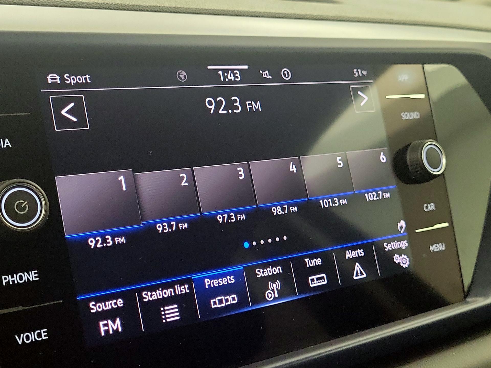 Thumbnail: 2023 Volkswagen Taos - 13