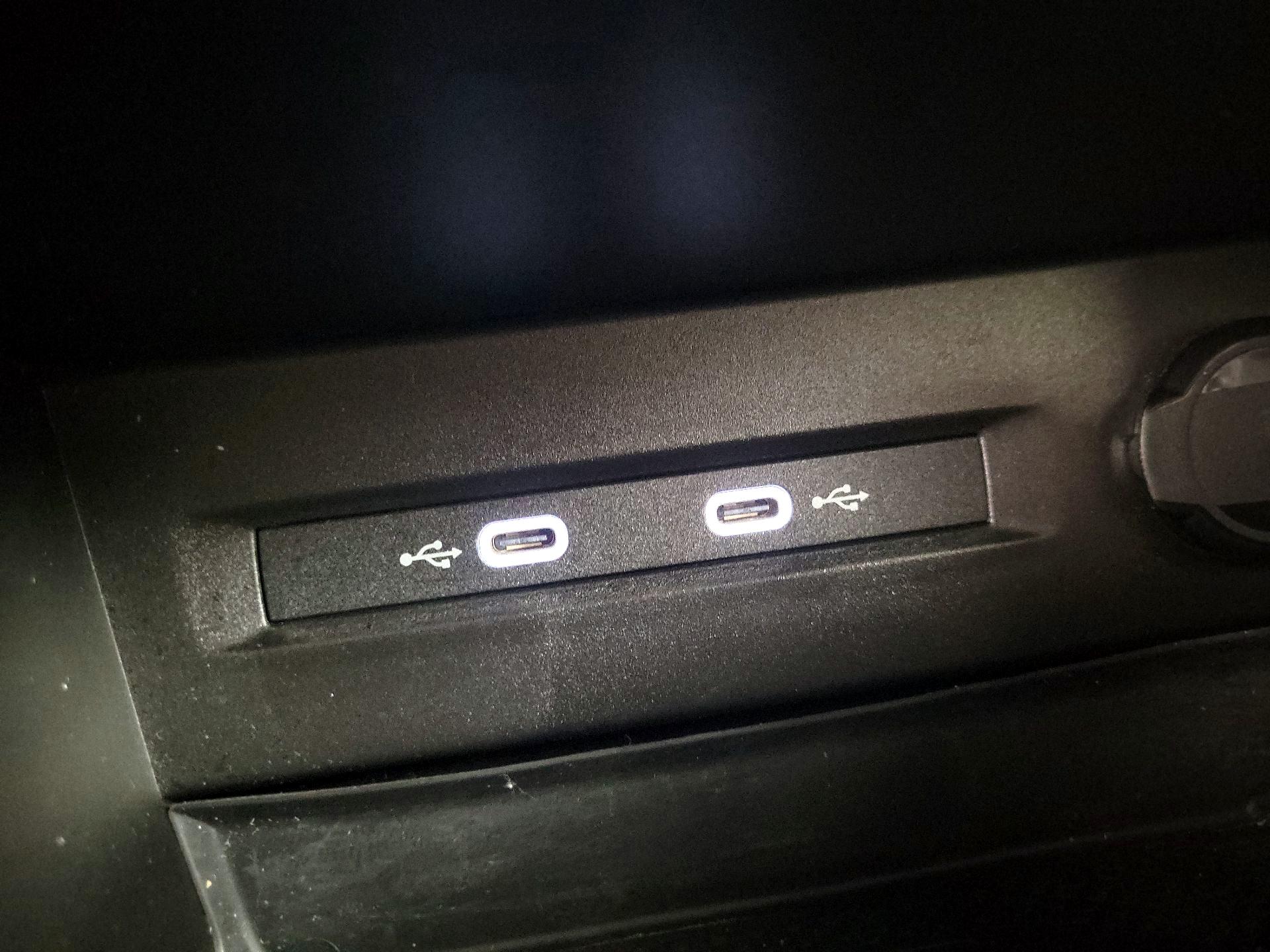 Thumbnail: 2023 Volkswagen Taos - 16