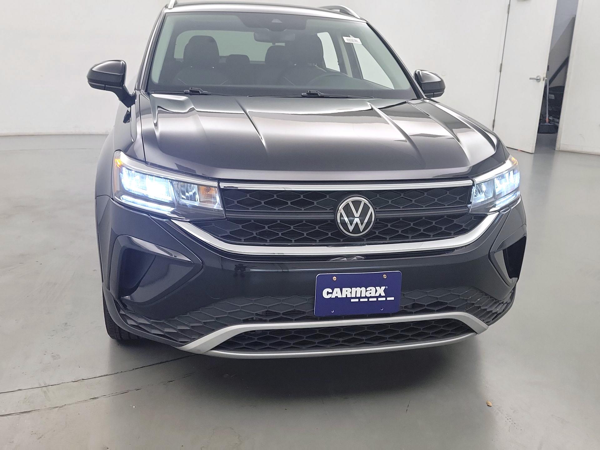 Thumbnail: 2023 Volkswagen Taos - 2