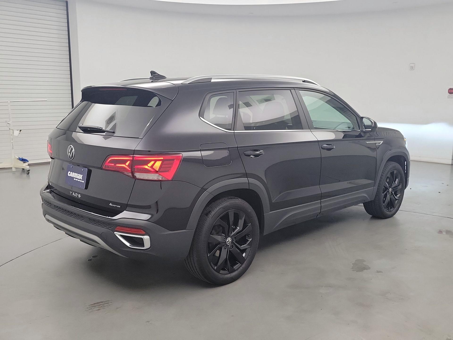 Thumbnail: 2023 Volkswagen Taos - 5