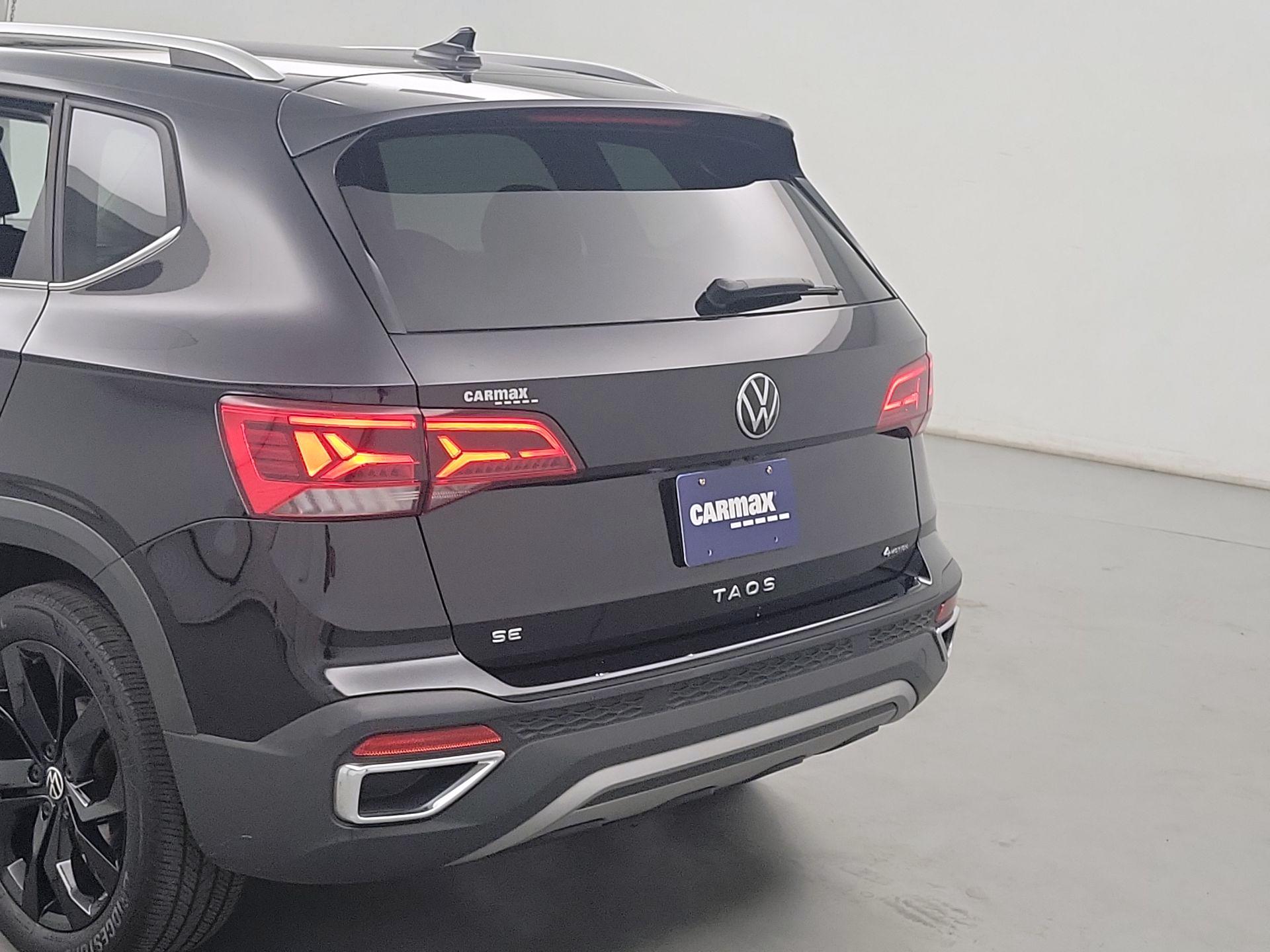 Thumbnail: 2023 Volkswagen Taos - 6