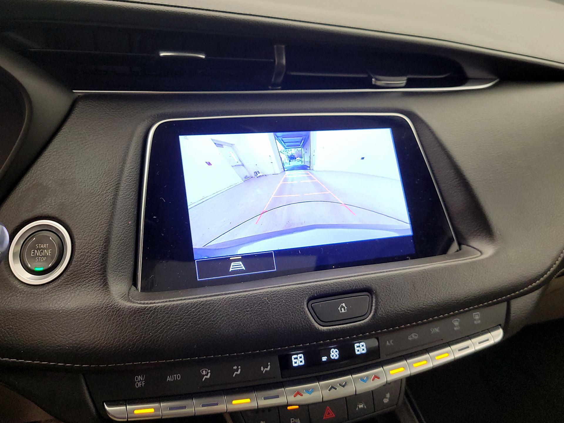 Thumbnail: 2023 Cadillac XT4 - 15