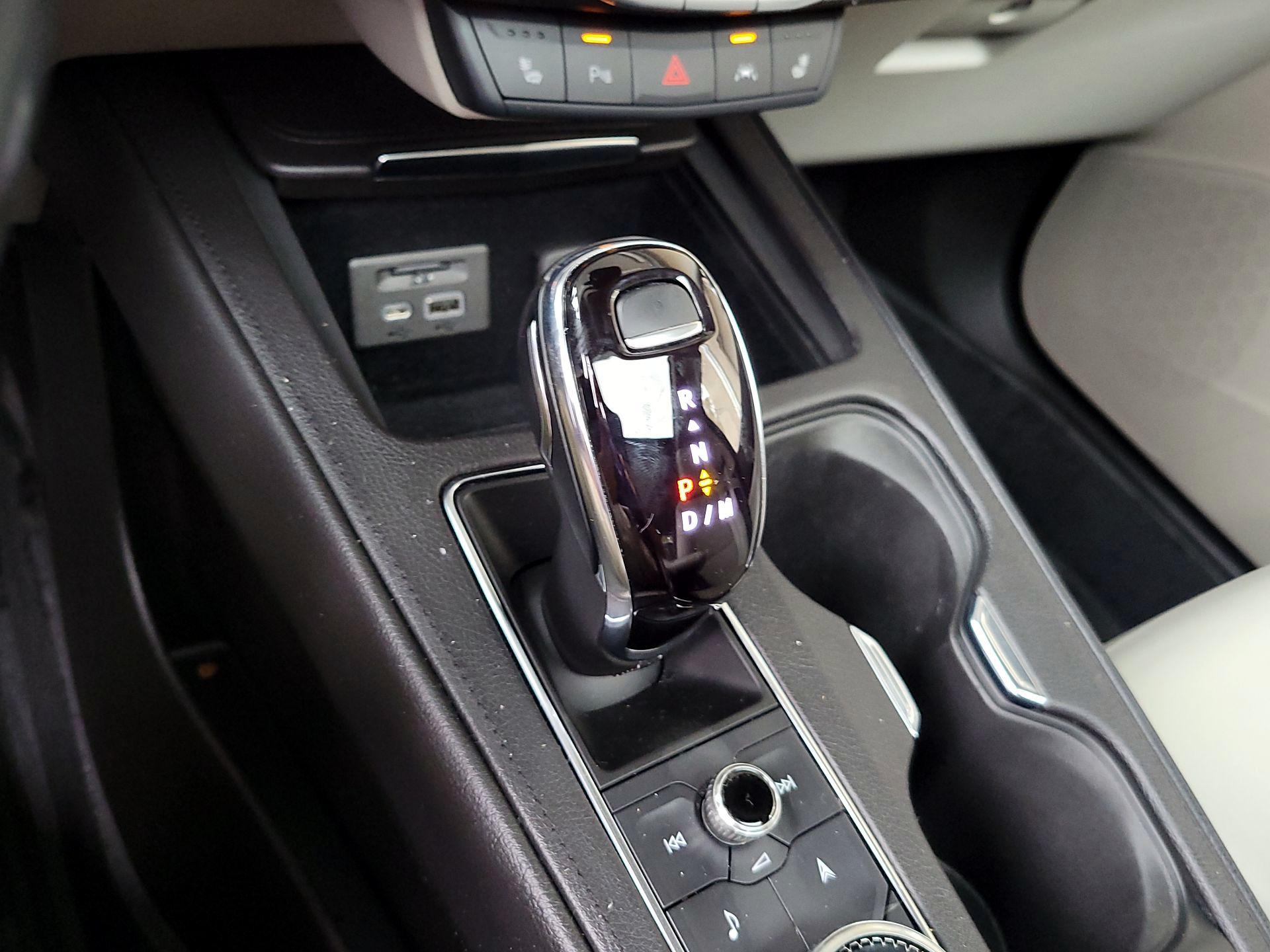 Thumbnail: 2023 Cadillac XT4 - 18